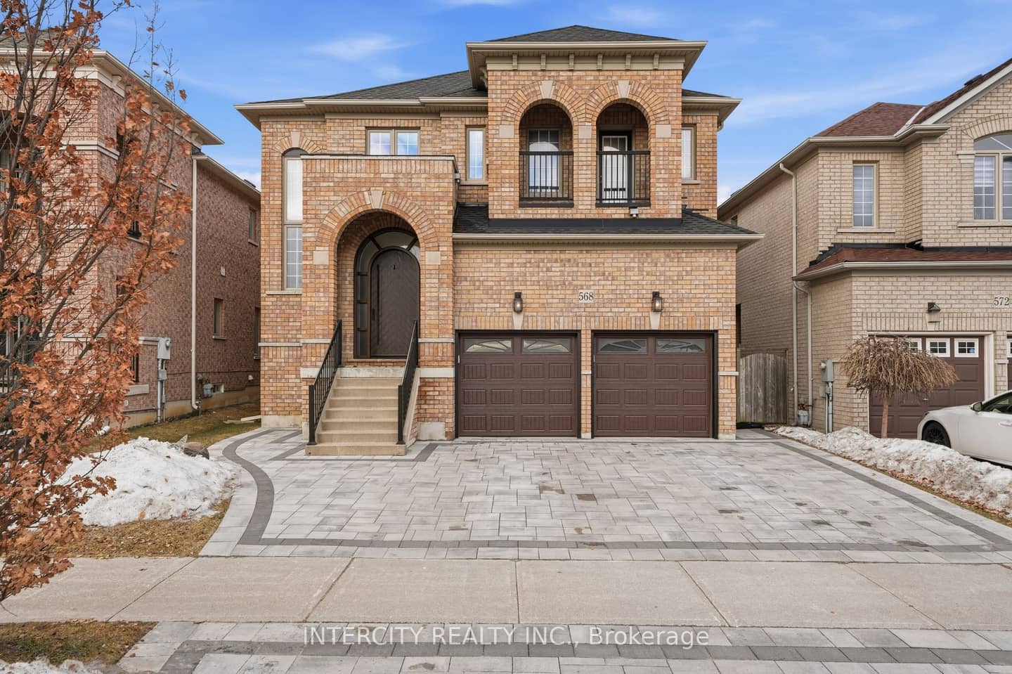 568 Grand Trunk Avenue, Vaughan, ON L6A 0R4