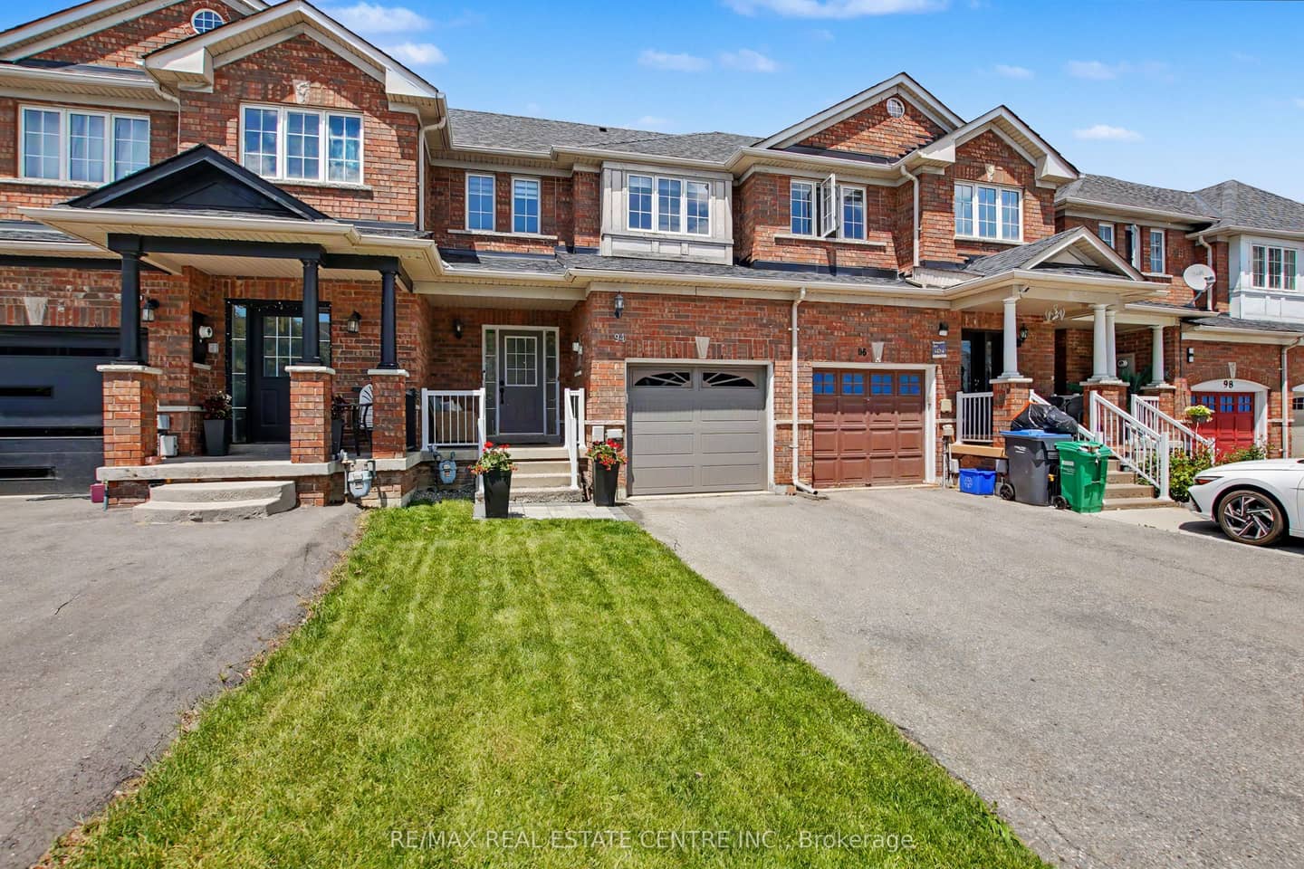 94 Timbertop Crescent, Brampton, ON L6R 3J2