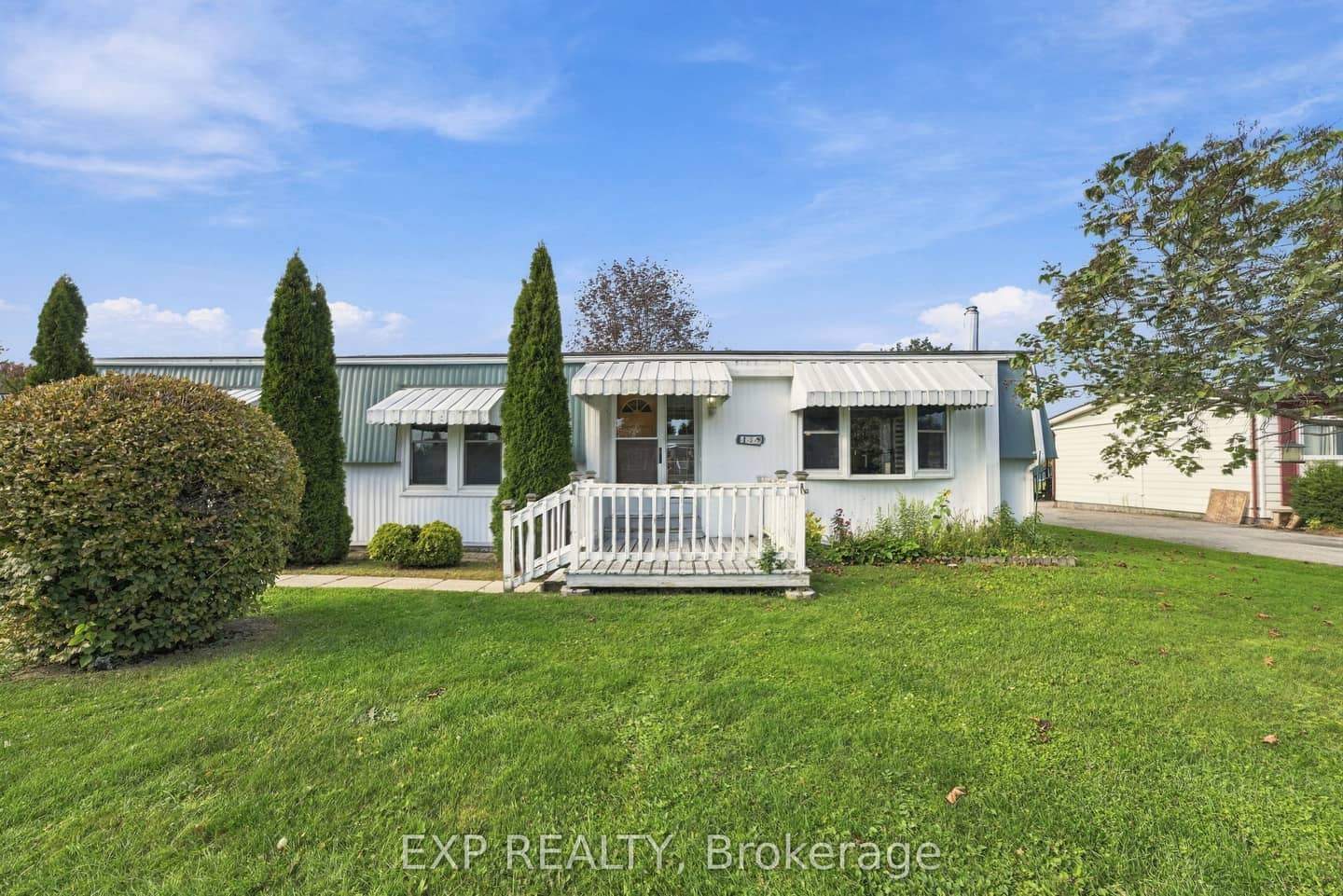 139 Roxanna Drive, Georgina, ON L0E 1R0