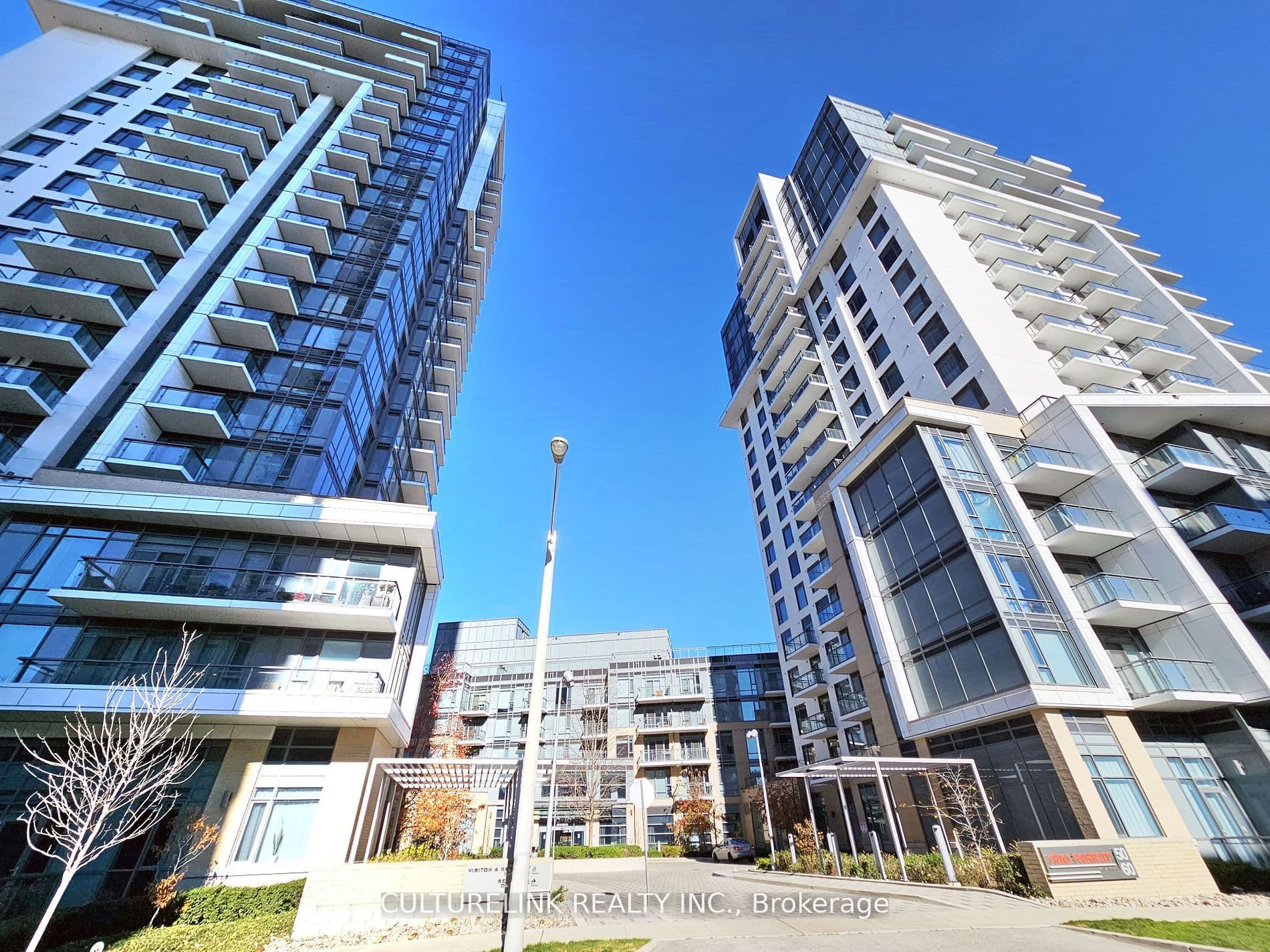 50 Ann O'Reilly Road Ph07, Toronto, ON M2J 0C9