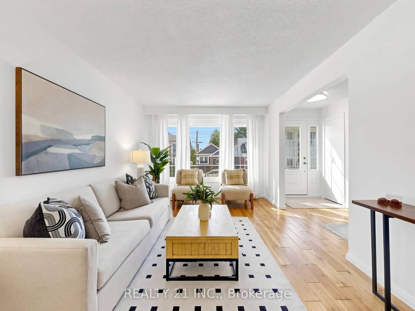 132 Harding Boulevard, Toronto, ON M1N 3E2
