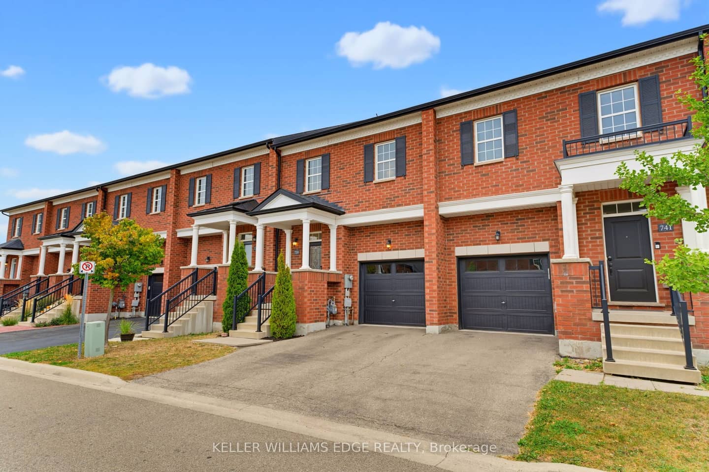 739 Banks Crescent, Milton, ON L9T 9A4