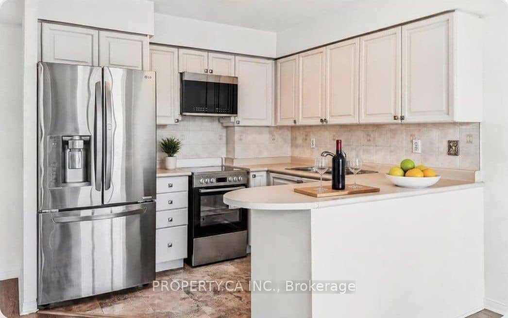 238 Doris Avenue 812, Toronto, ON M2N 6W1
