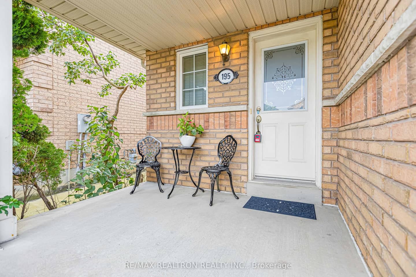 195 Kale Crescent, Vaughan, ON L6A 3R2