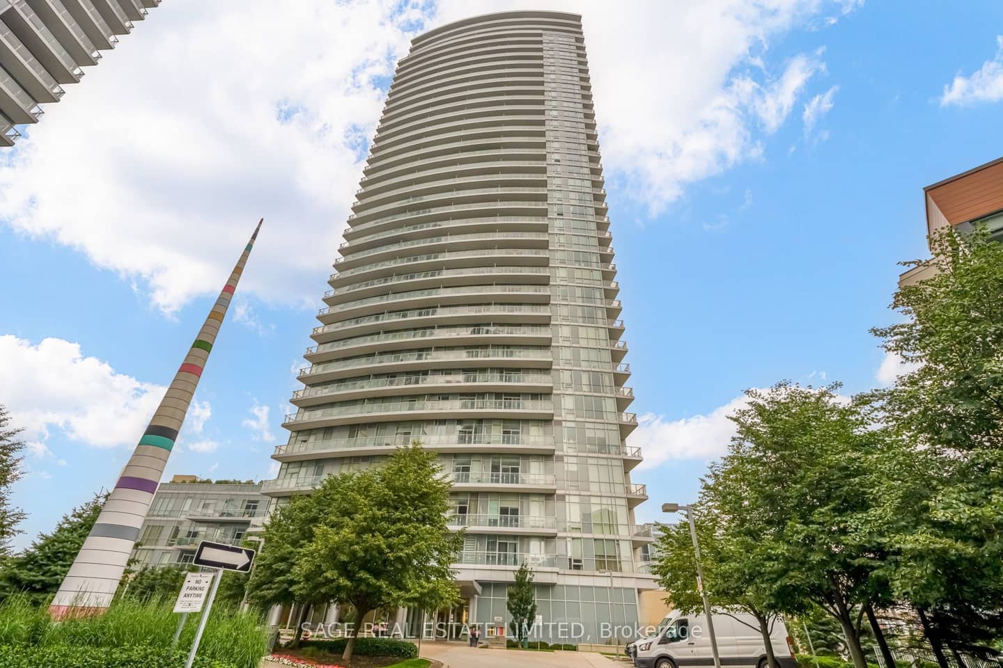 70 Forest Manor Road 1303, Toronto, ON M2J 0A9