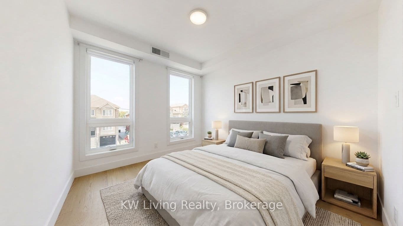 33 Kirknewton Road, Toronto, ON M6E 3X9