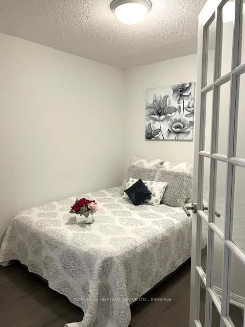 400 Adelaide Street E 1015, Toronto, ON M5A 4S3