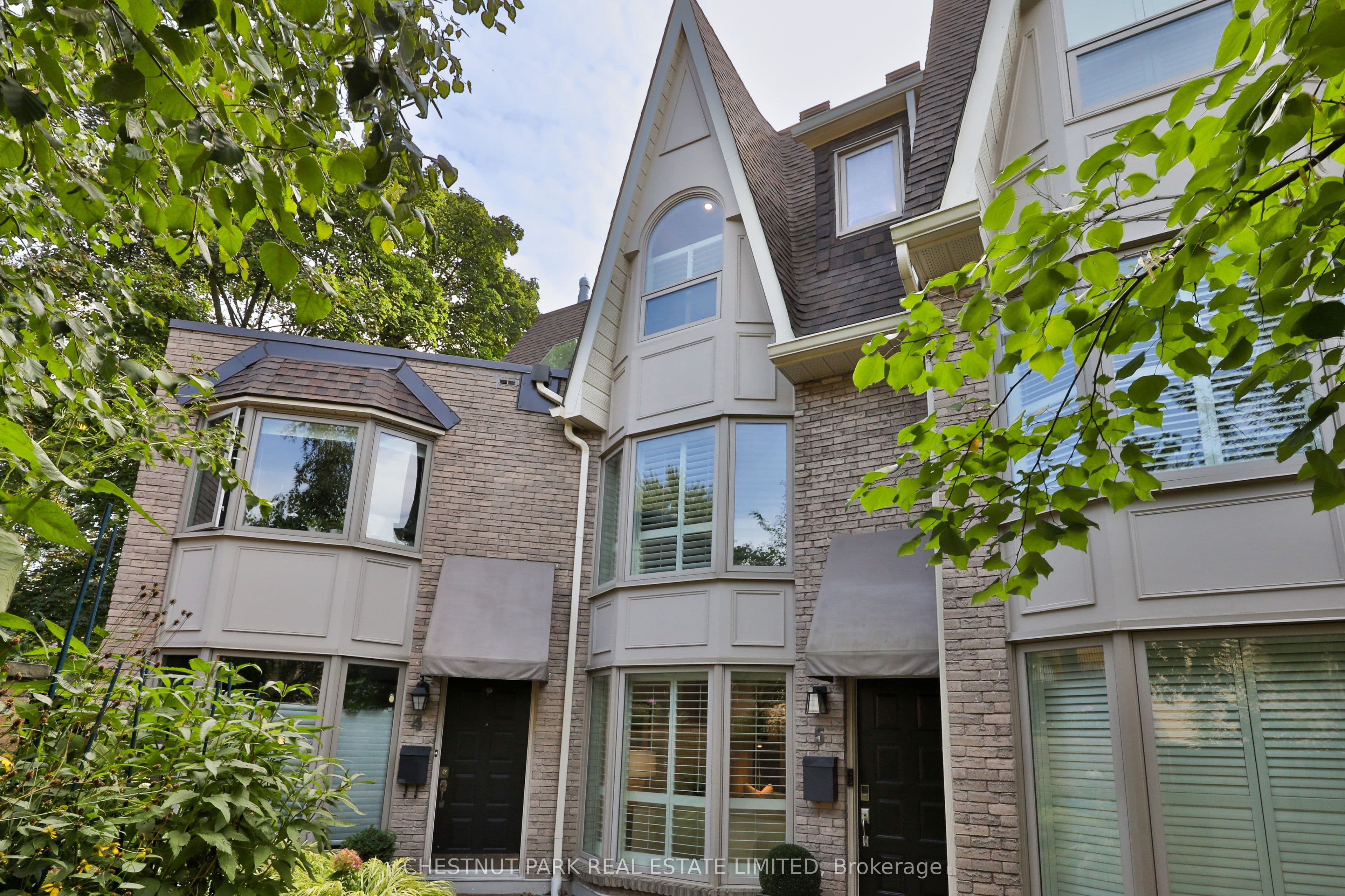 95 Summerhill Avenue TH 5, Toronto, ON M4T 1B1