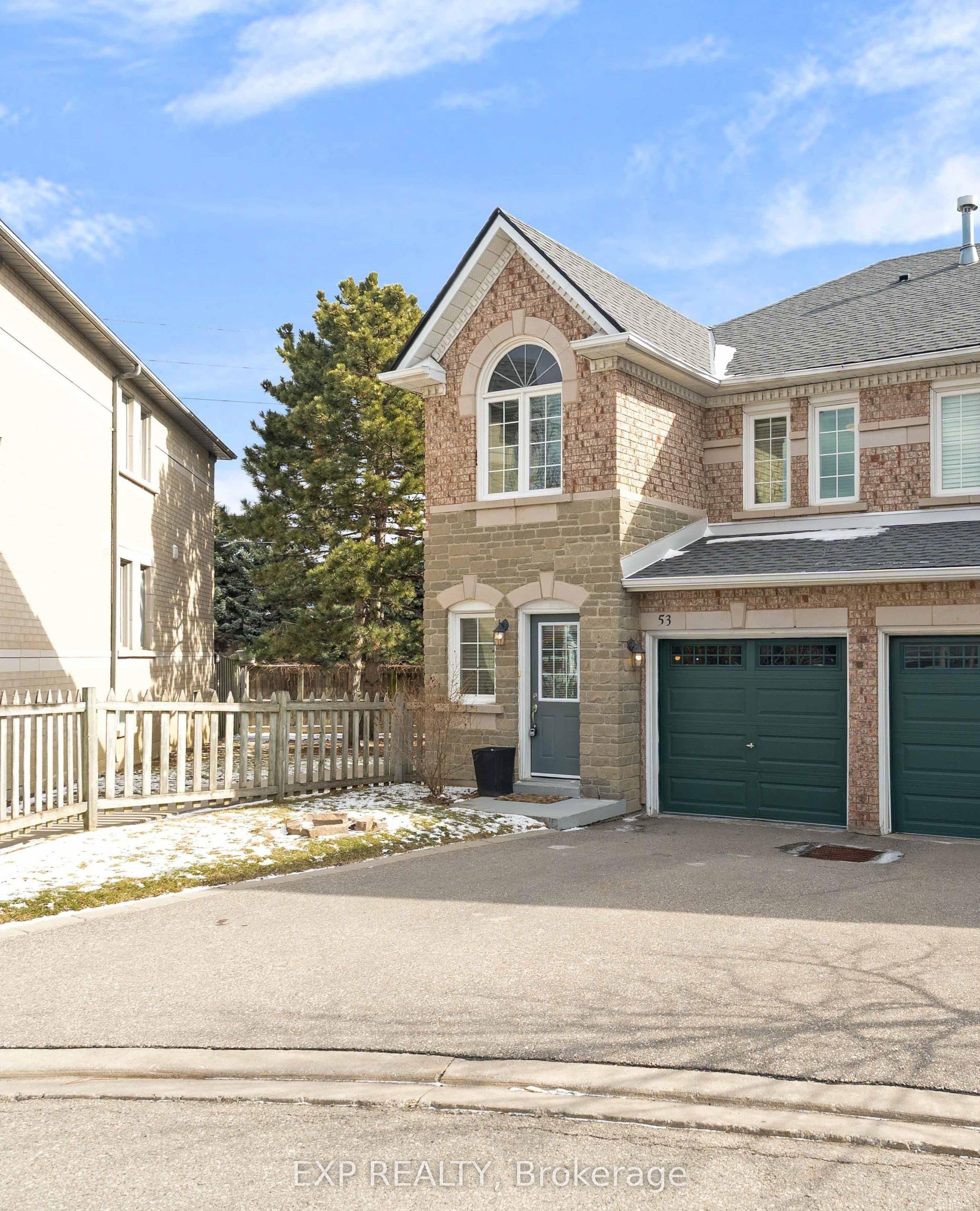 455 Apache Court 53, Mississauga, ON L4Z 3W8