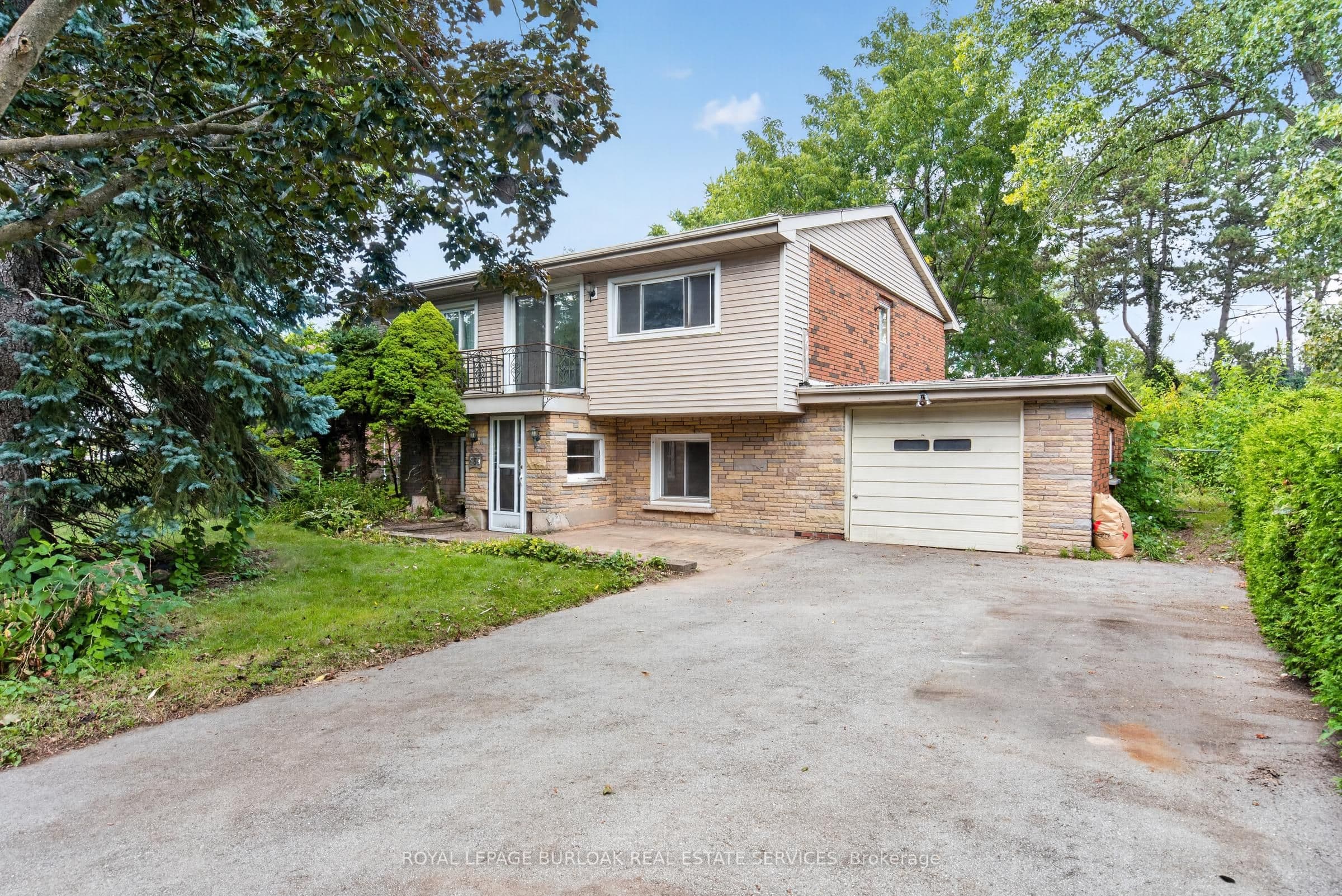 539 Enfield Road, Burlington, ON L7T 2X5