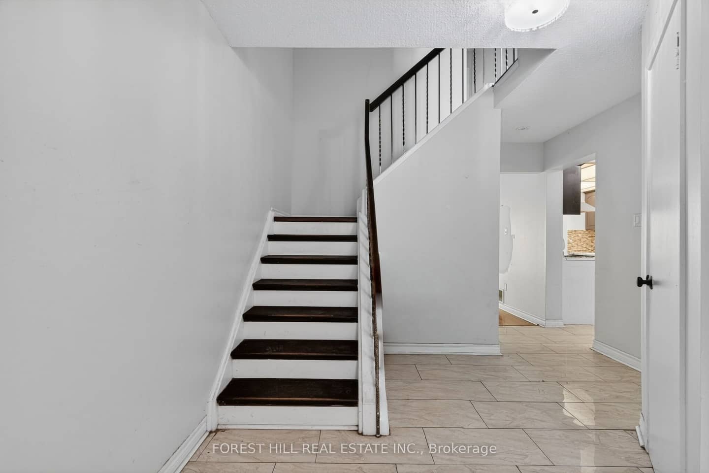 27 Saturn Drive, Brampton, ON L6V 3X6