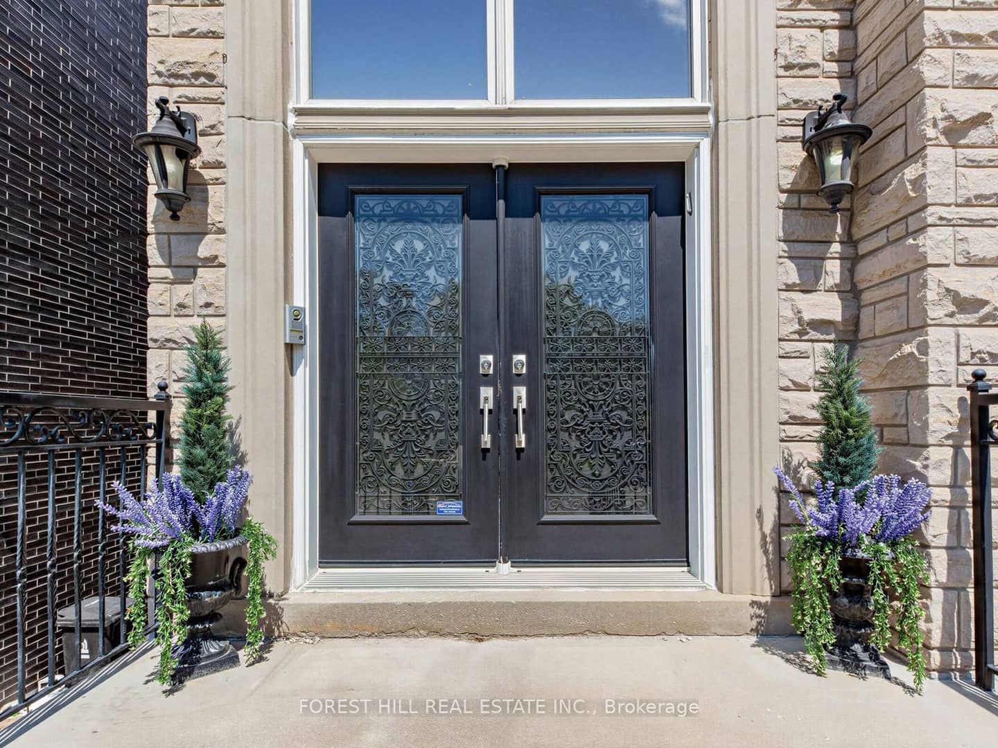1208 Glencairn Avenue, Toronto, ON M6B 2B5