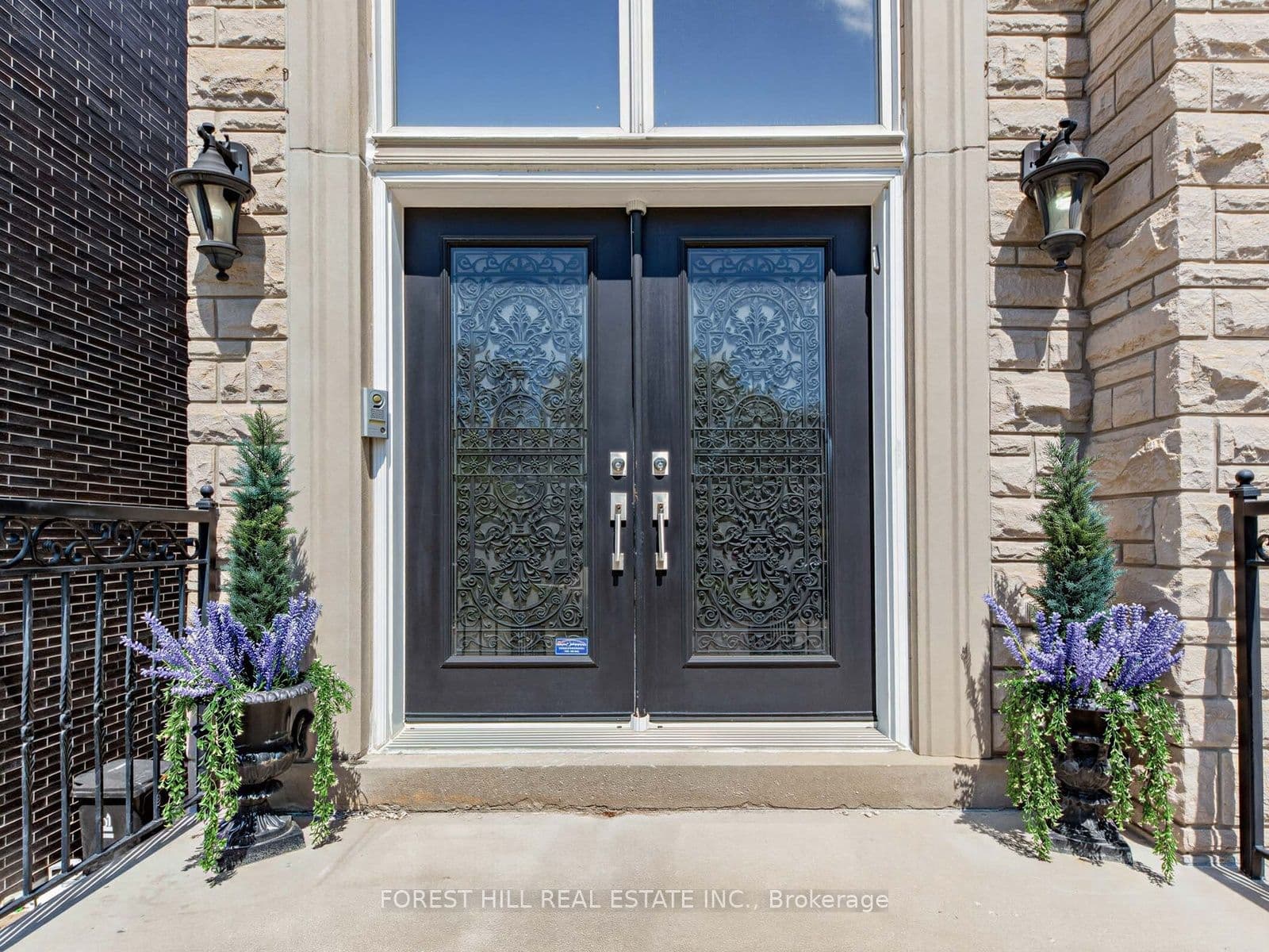 1208 Glencairn Avenue, Toronto, ON M6B 2B5