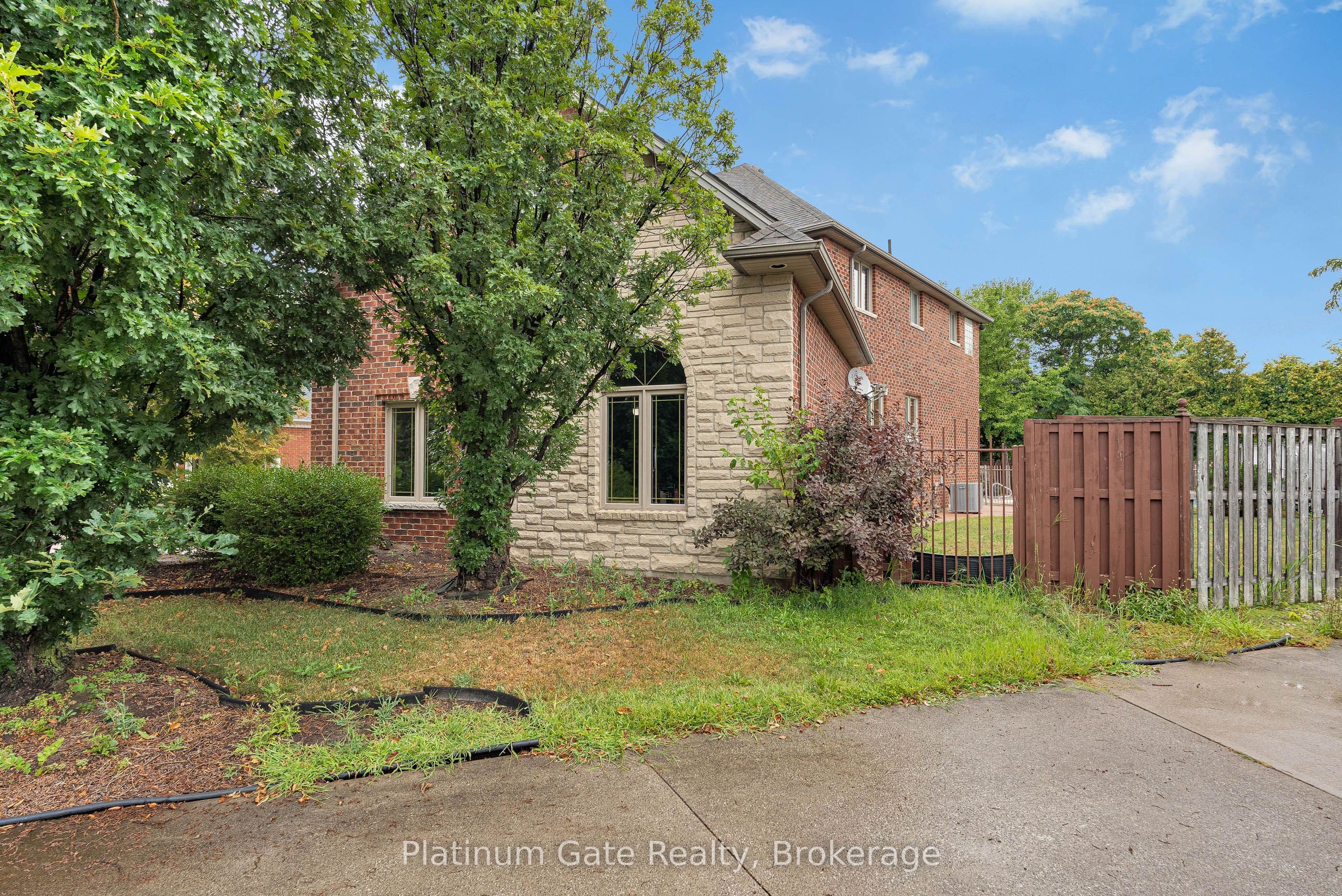 150 Seymour Crescent, Lakeshore, ON N8N 4X9