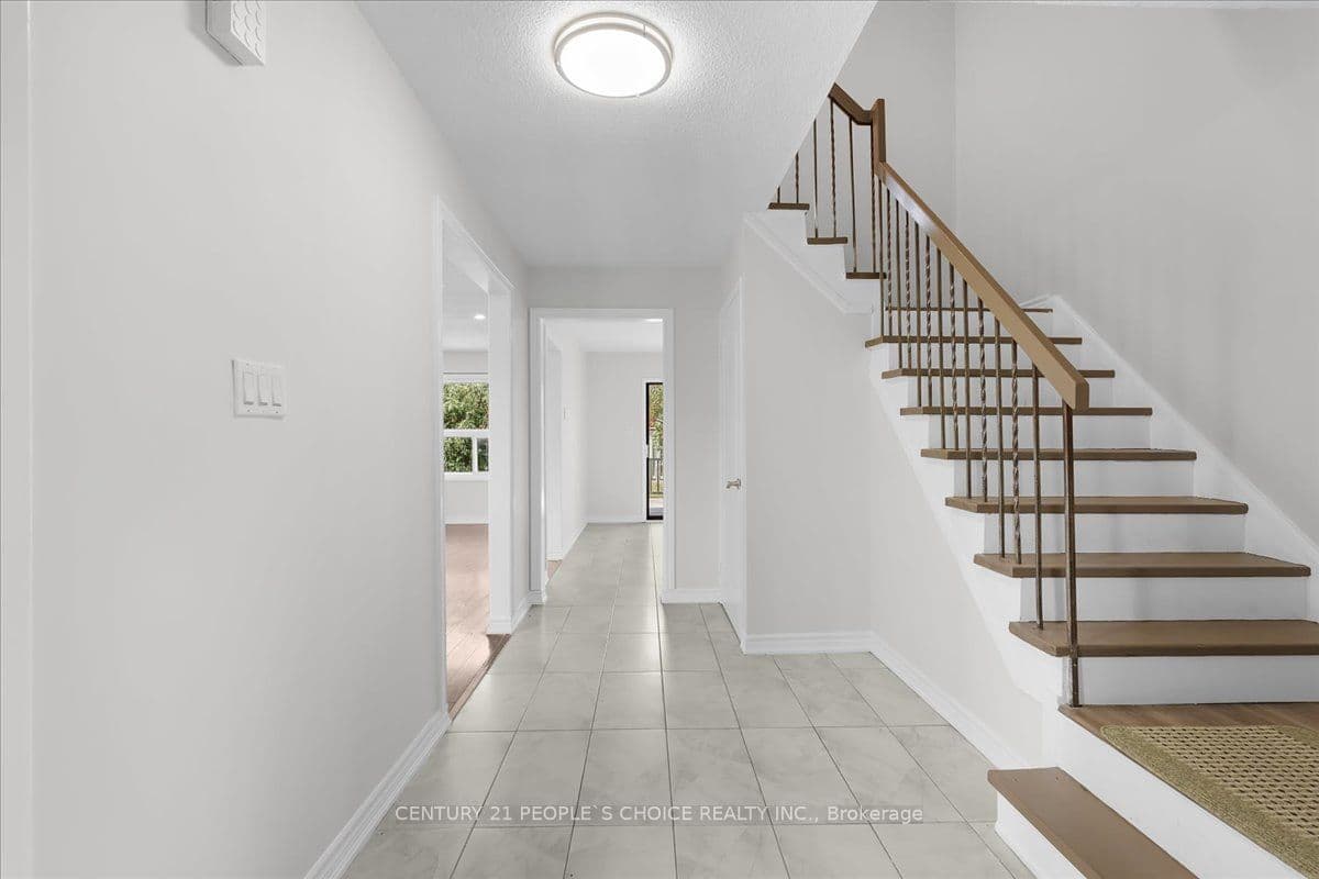 28 Beisel Court, Brampton, ON L6Z 2R7