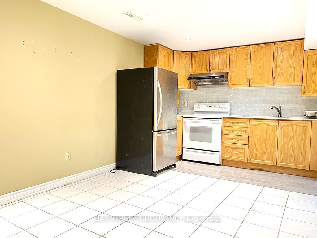 Bsmt 50 Coppard Ave, Markham, ON L3S 2N3