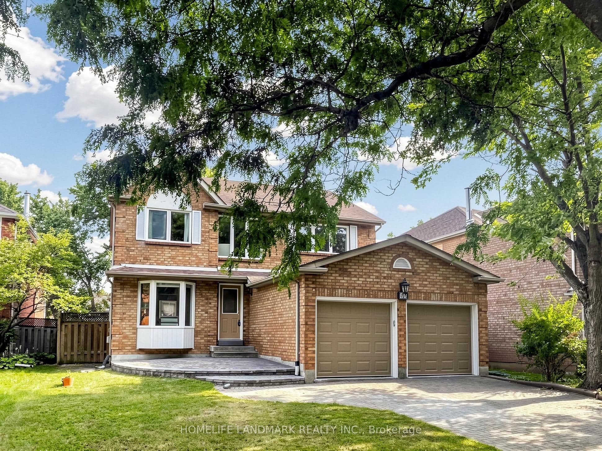 60 Ingleborough Court, Markham, ON L3R 8M4