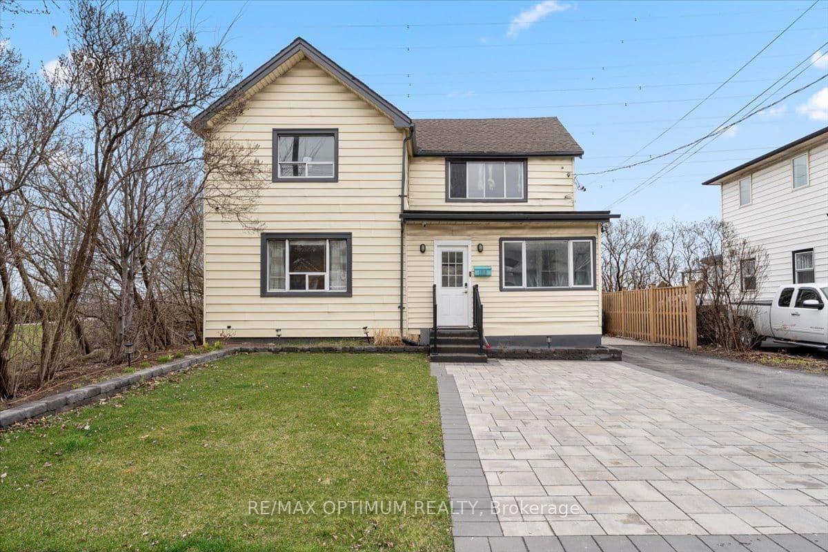 1019 Beach Boulevard, Hamilton, ON L8H 6Z8