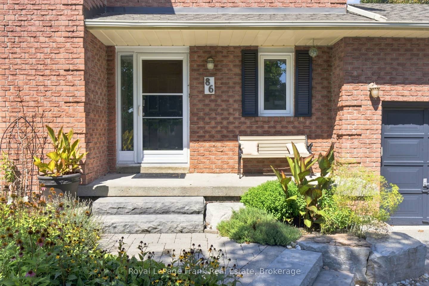 86 Cherry Blossom Crescent, Clarington, ON L1E 1H1