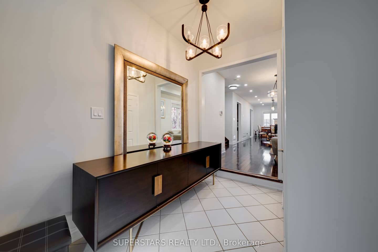101 Gar Lehman Avenue, Whitchurch-Stouffville, ON L4A 0W9