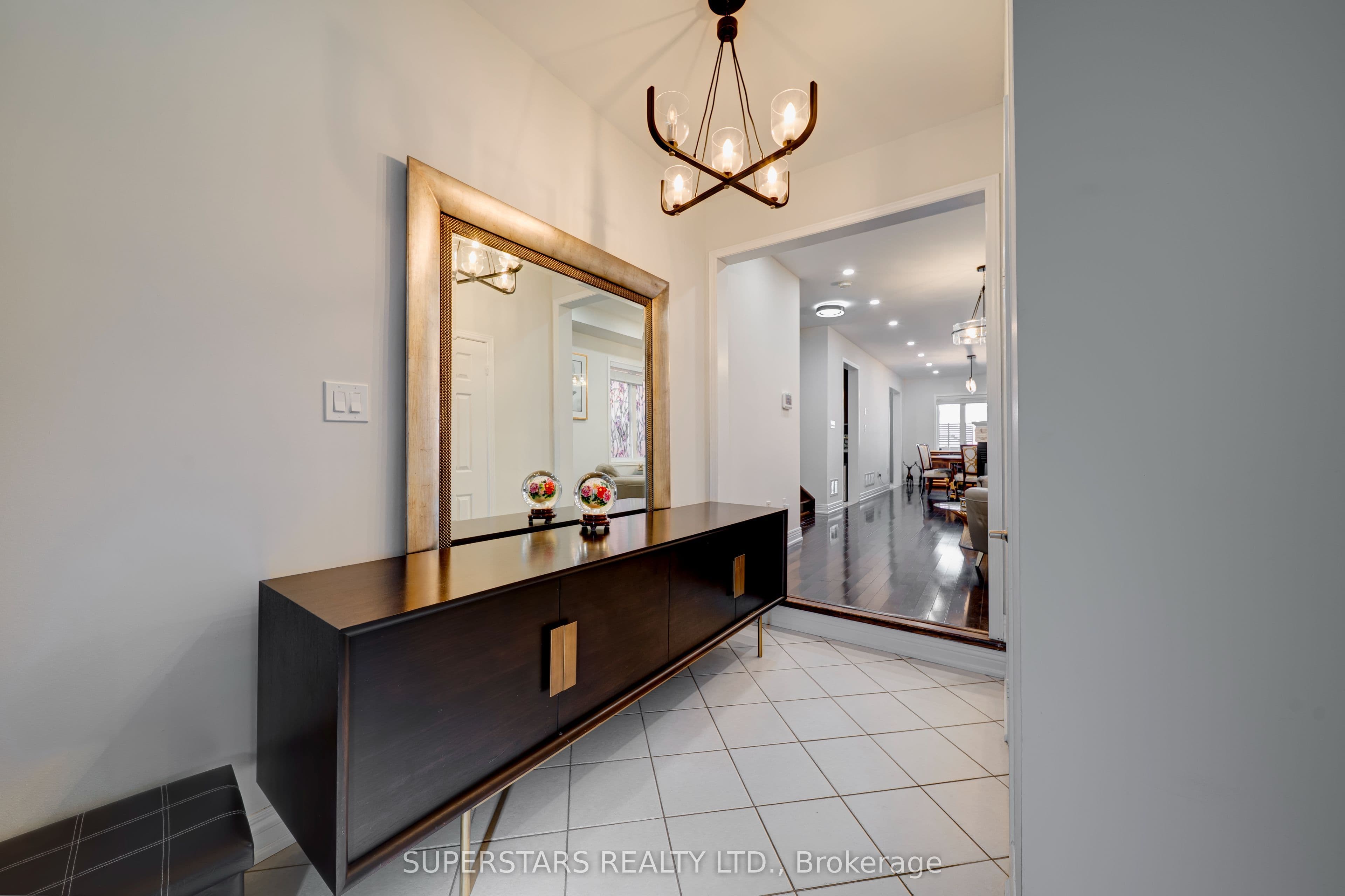 101 Gar Lehman Avenue, Markham, ON L4A 0W9