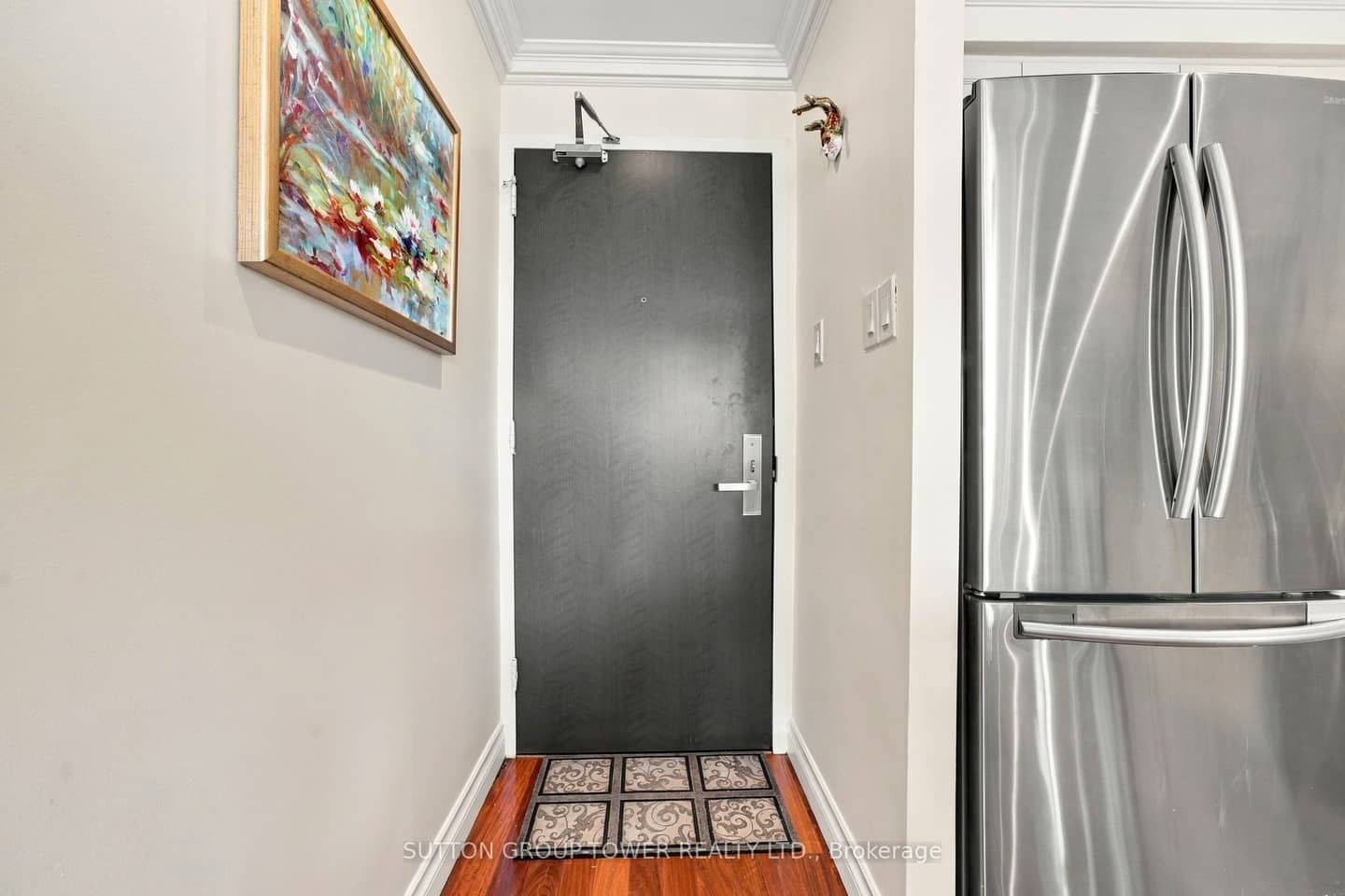 35 Ormskirk Avenue 319, Toronto, ON M6S 1A8