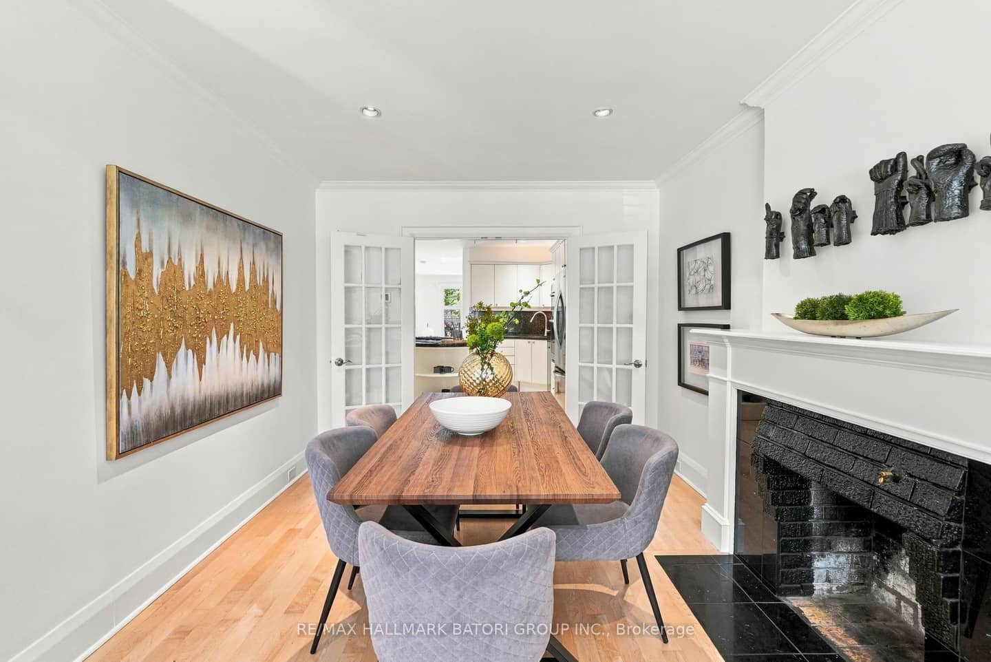 266 Briar Hill Avenue, Toronto, ON M4R 1J2