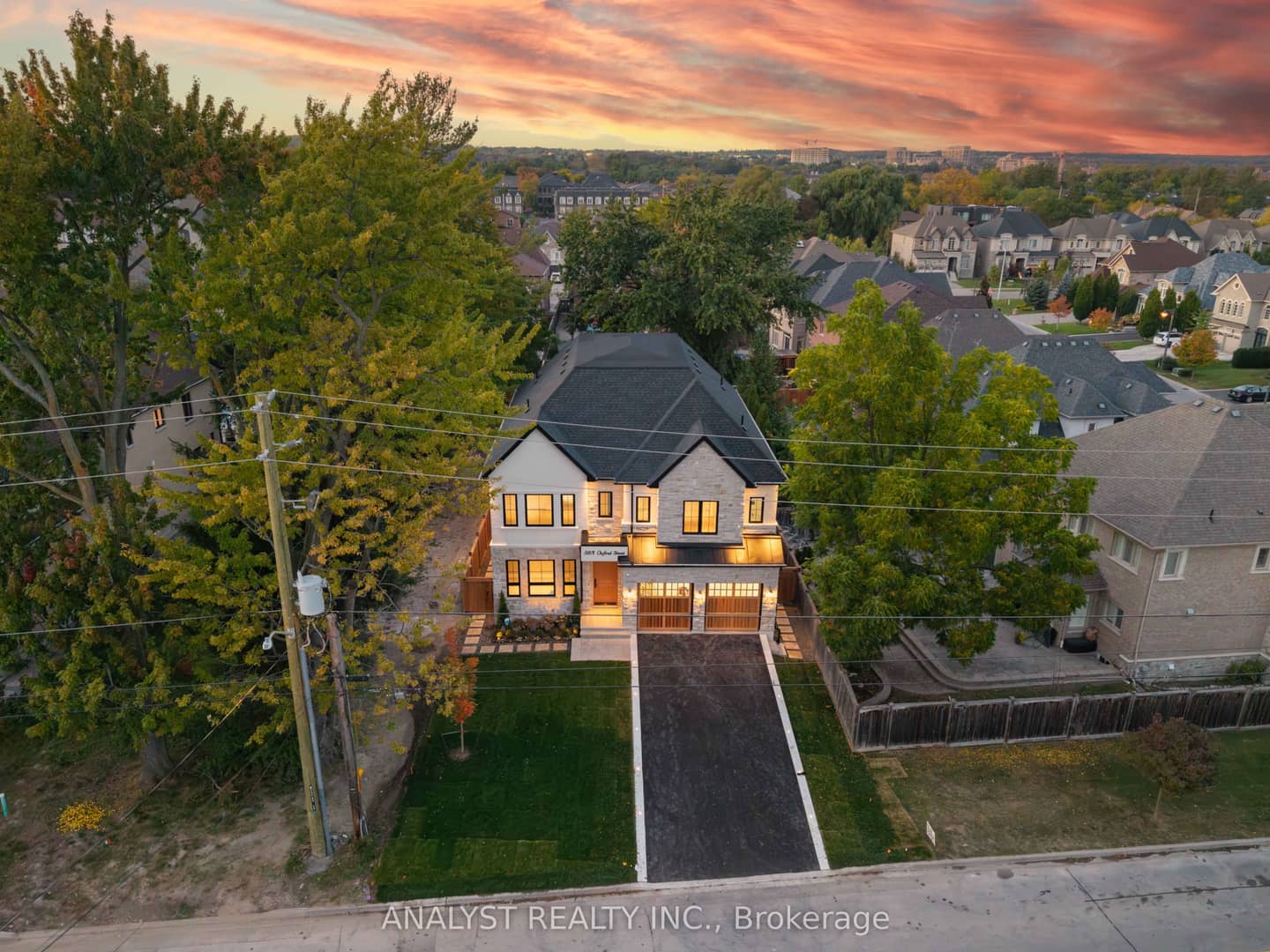 58A Oxford Street, Richmond Hill, ON L4C 4L5