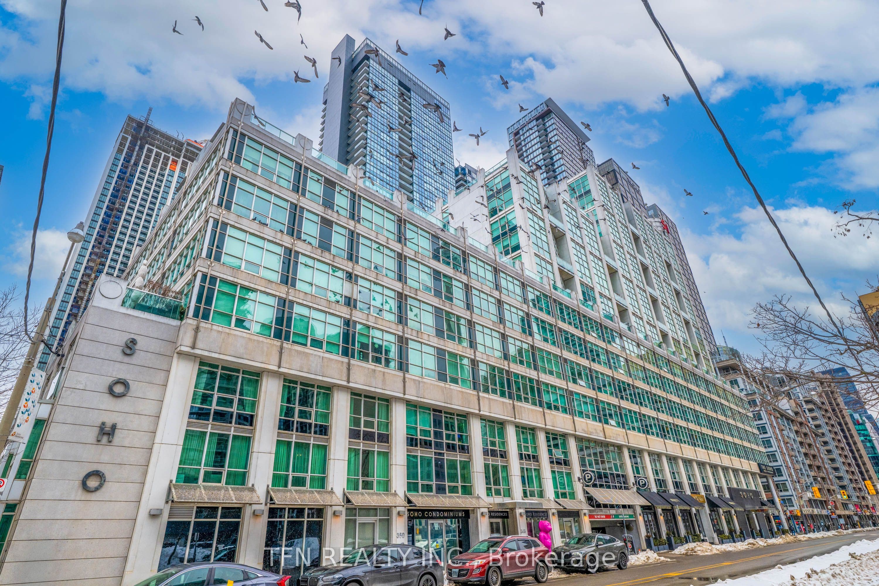 350 Wellington Street W M22, Toronto, ON M5V 3W9