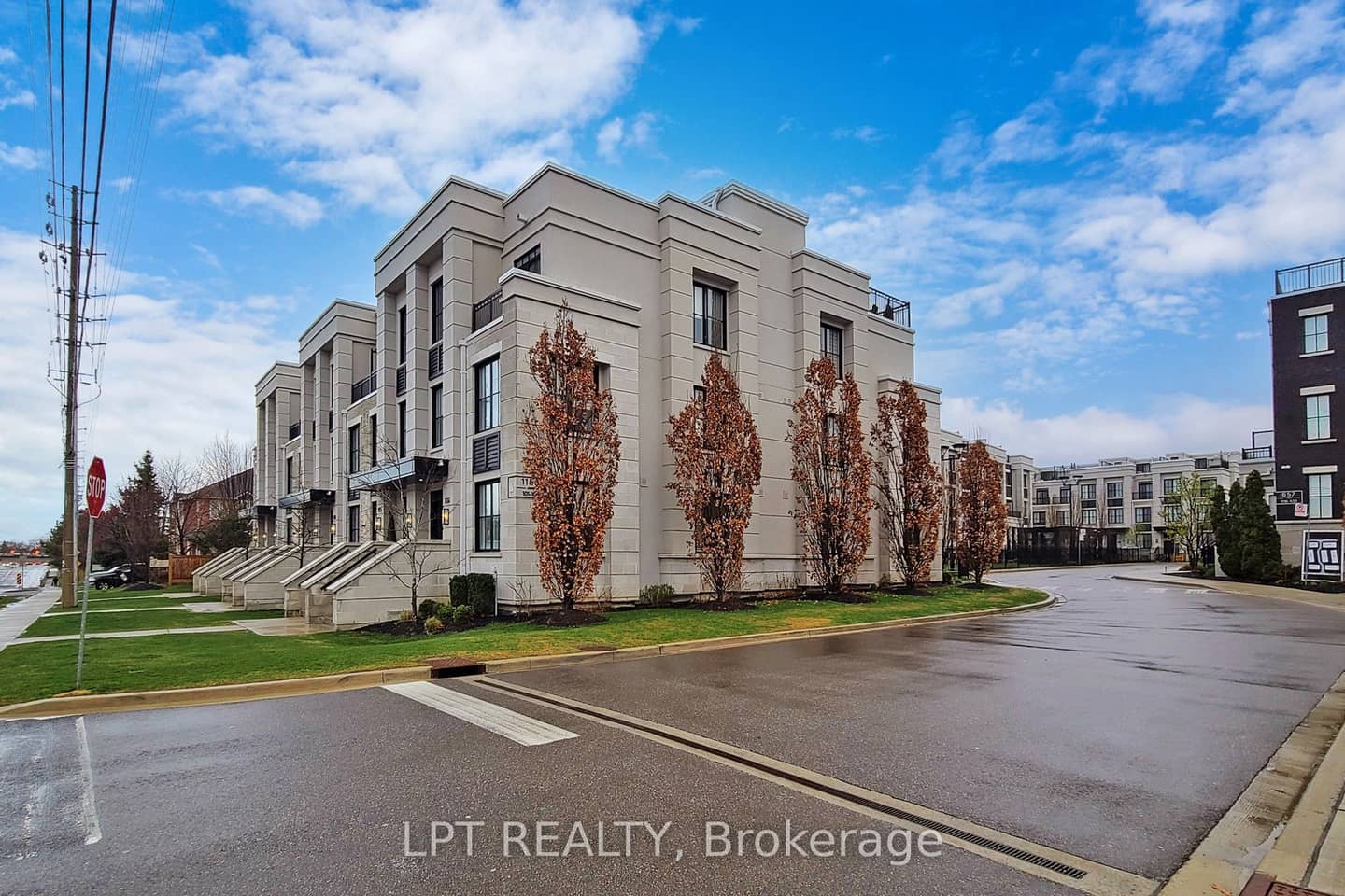 1180 Cawthra Road 110, Mississauga, ON L5G 0A5
