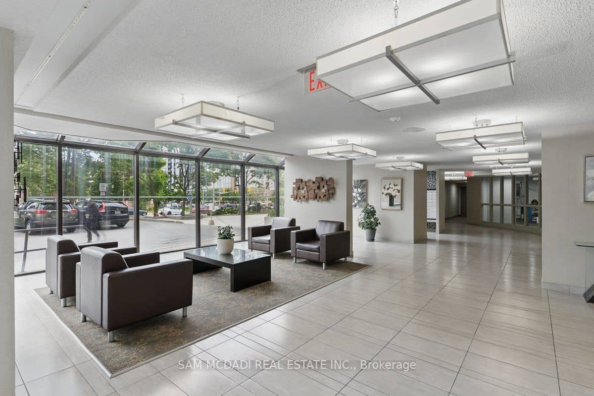 200 Robert Speck Parkway 1203, Mississauga, ON L4Z 1S3