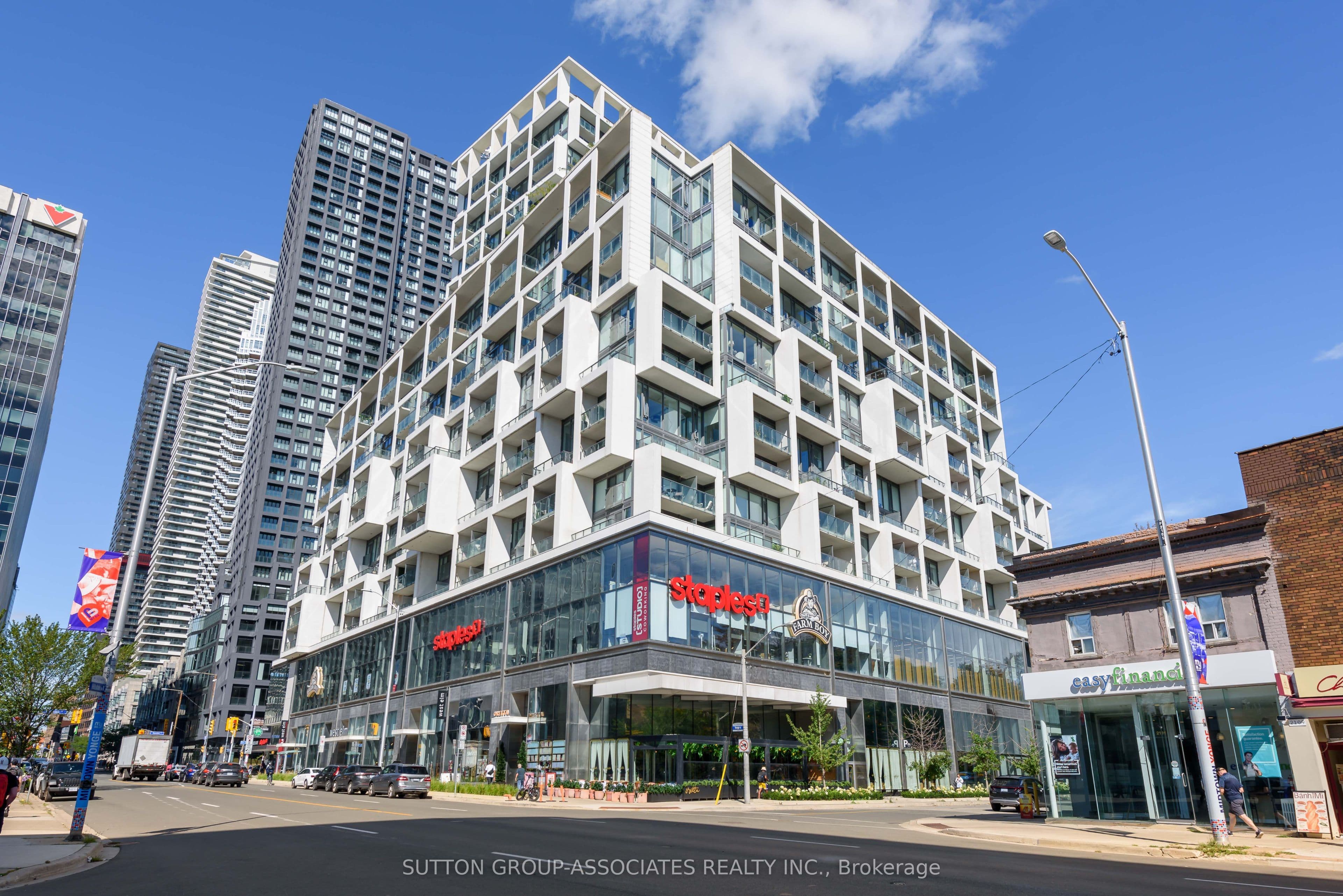 8 Hillsdale Avenue 832, Toronto, ON M4S 0B2