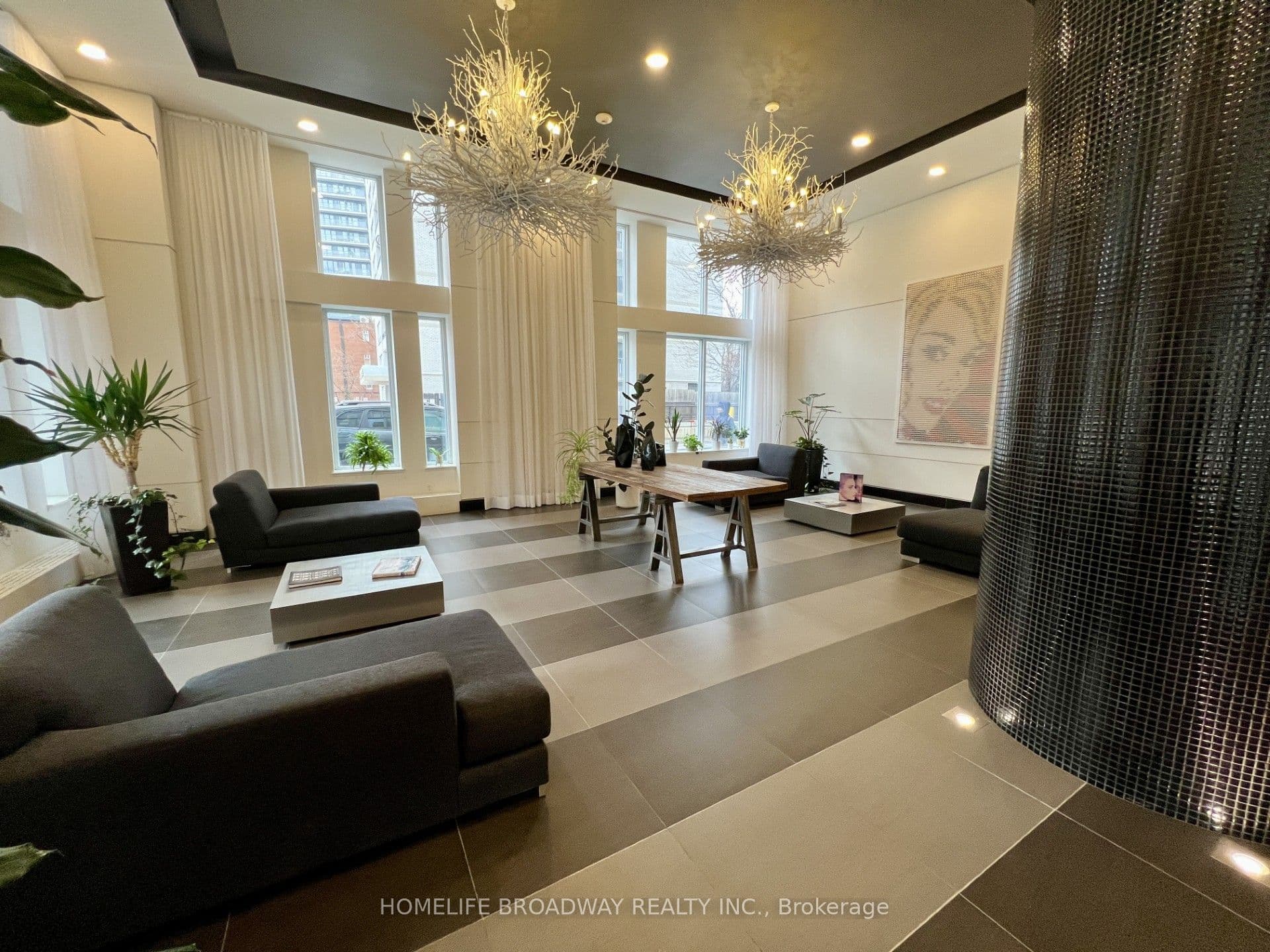83 Redpath Avenue 1602, Toronto, ON M4S 0A2