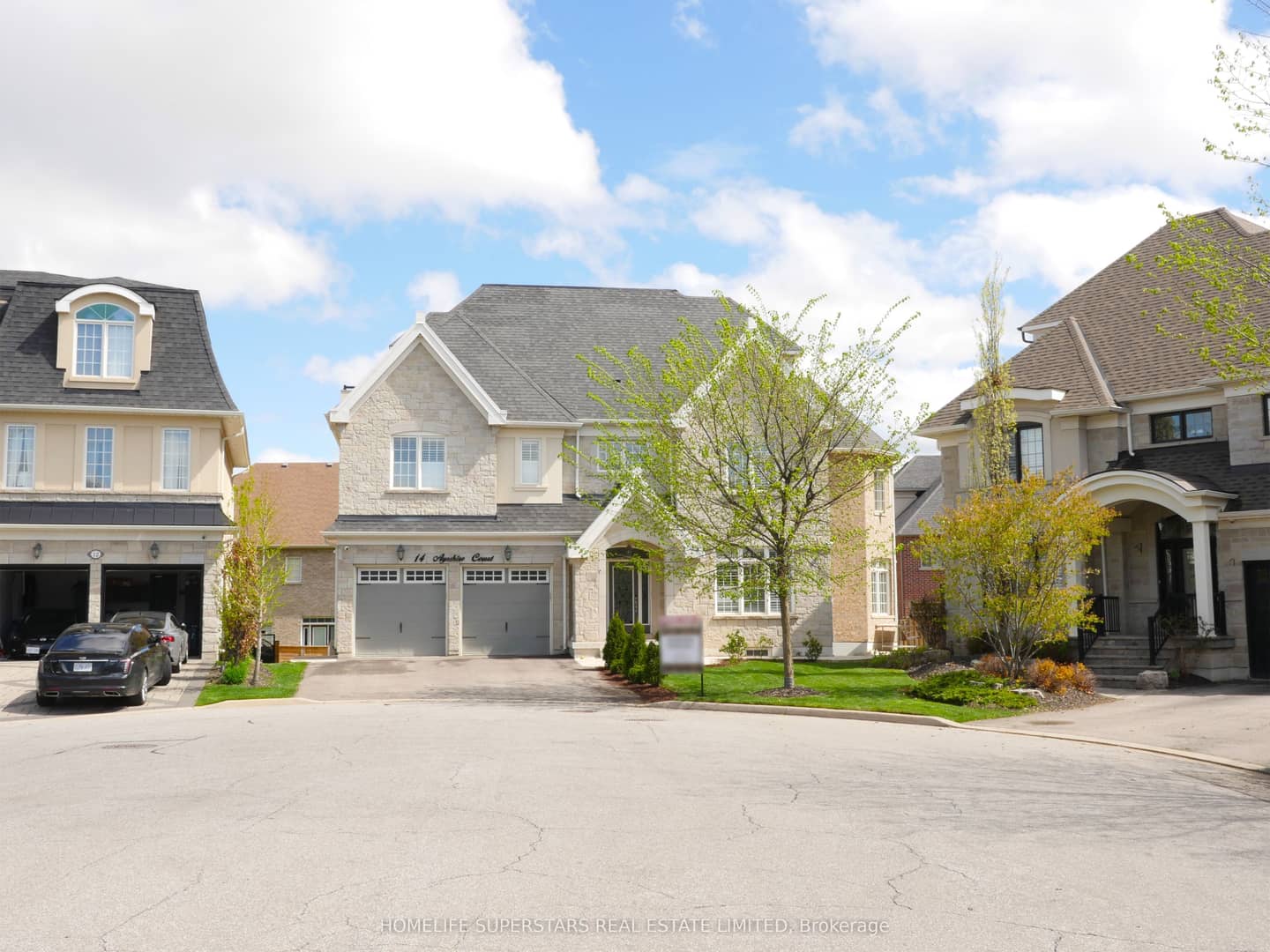 14 Ayrshire Court, Brampton, ON L6Z 0G6