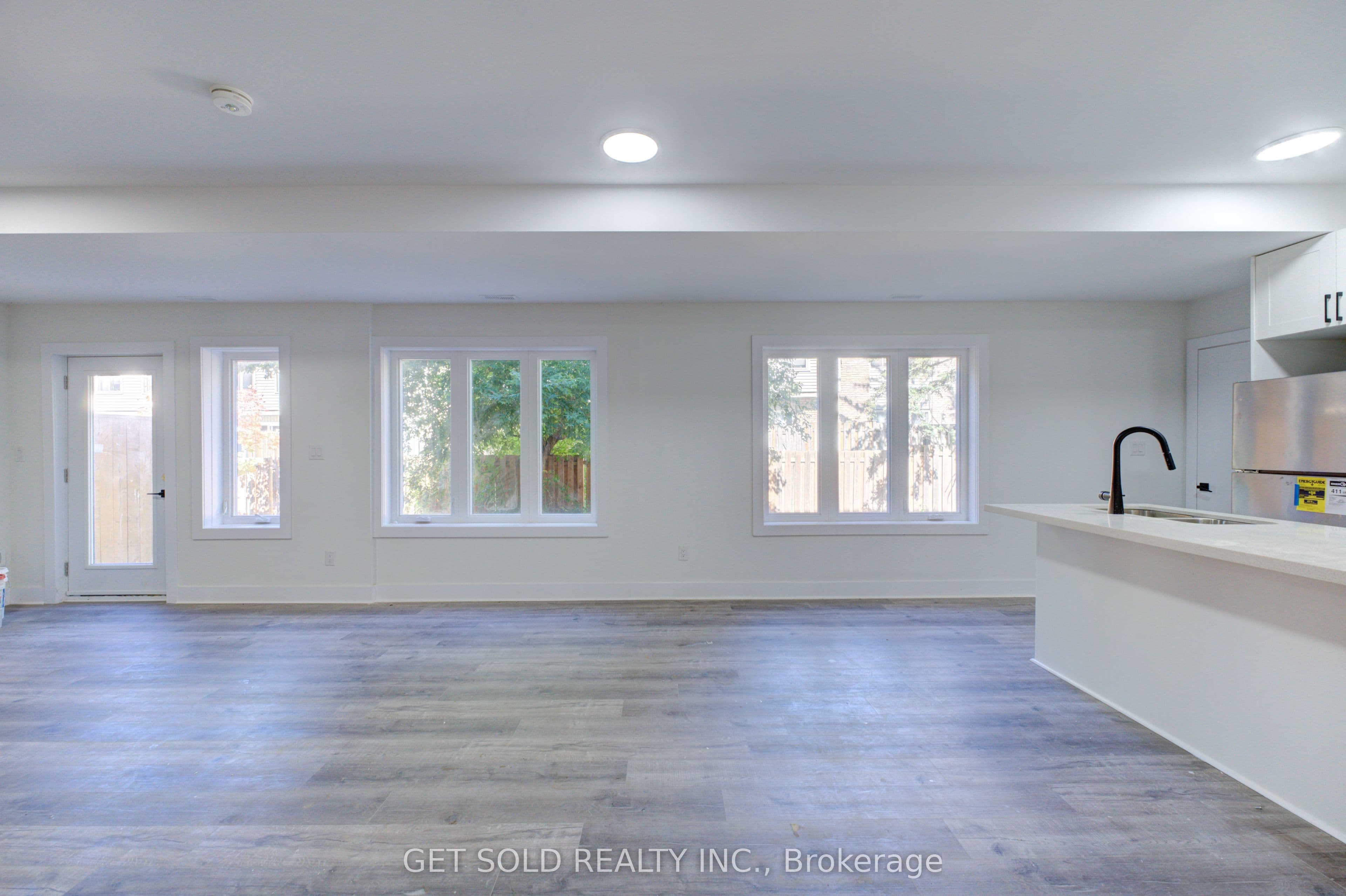 6701 Thorold Stone Road 5, Niagara Falls, ON L2J 1B3
