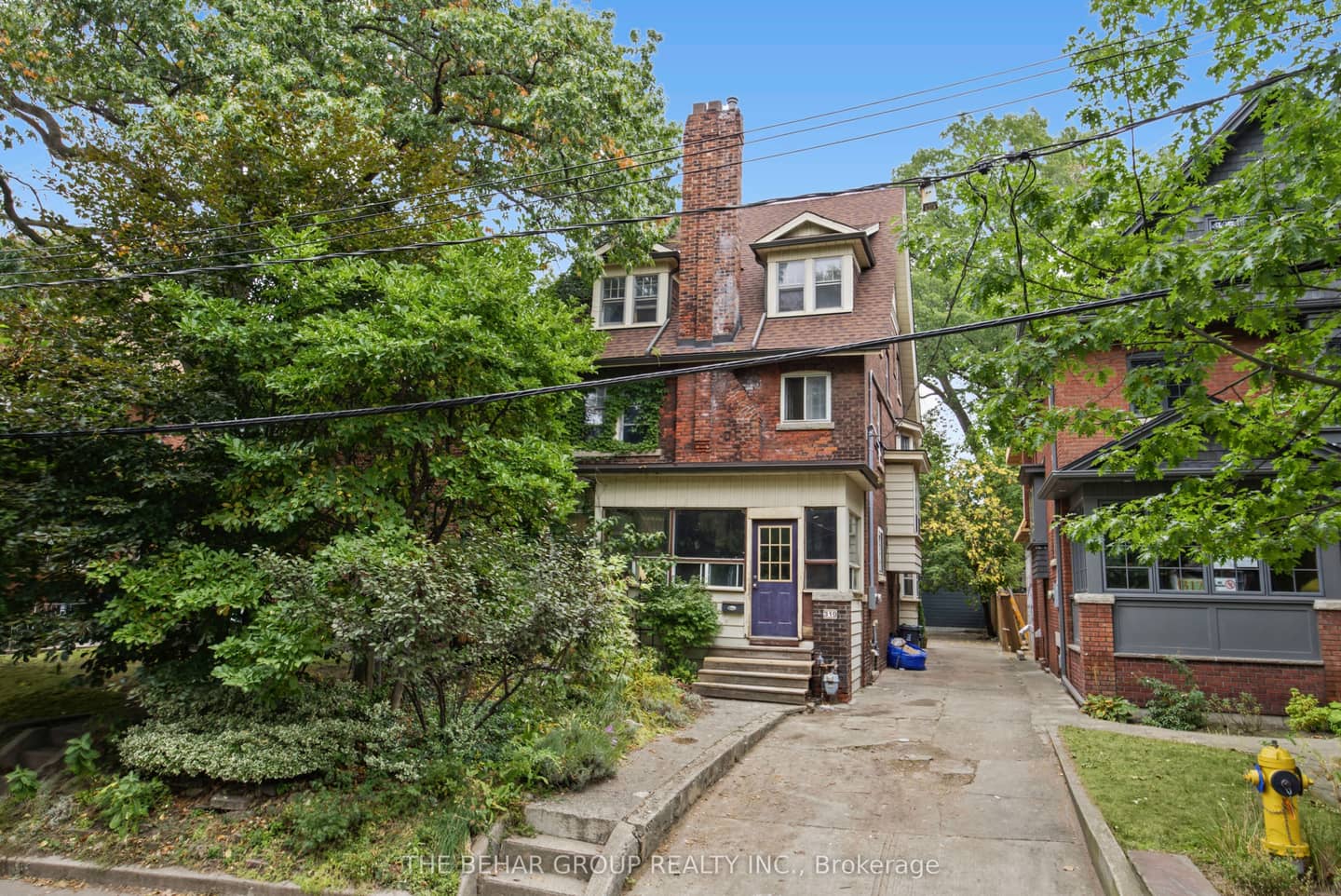 319 Indian Road, Toronto, ON M6R 2X9