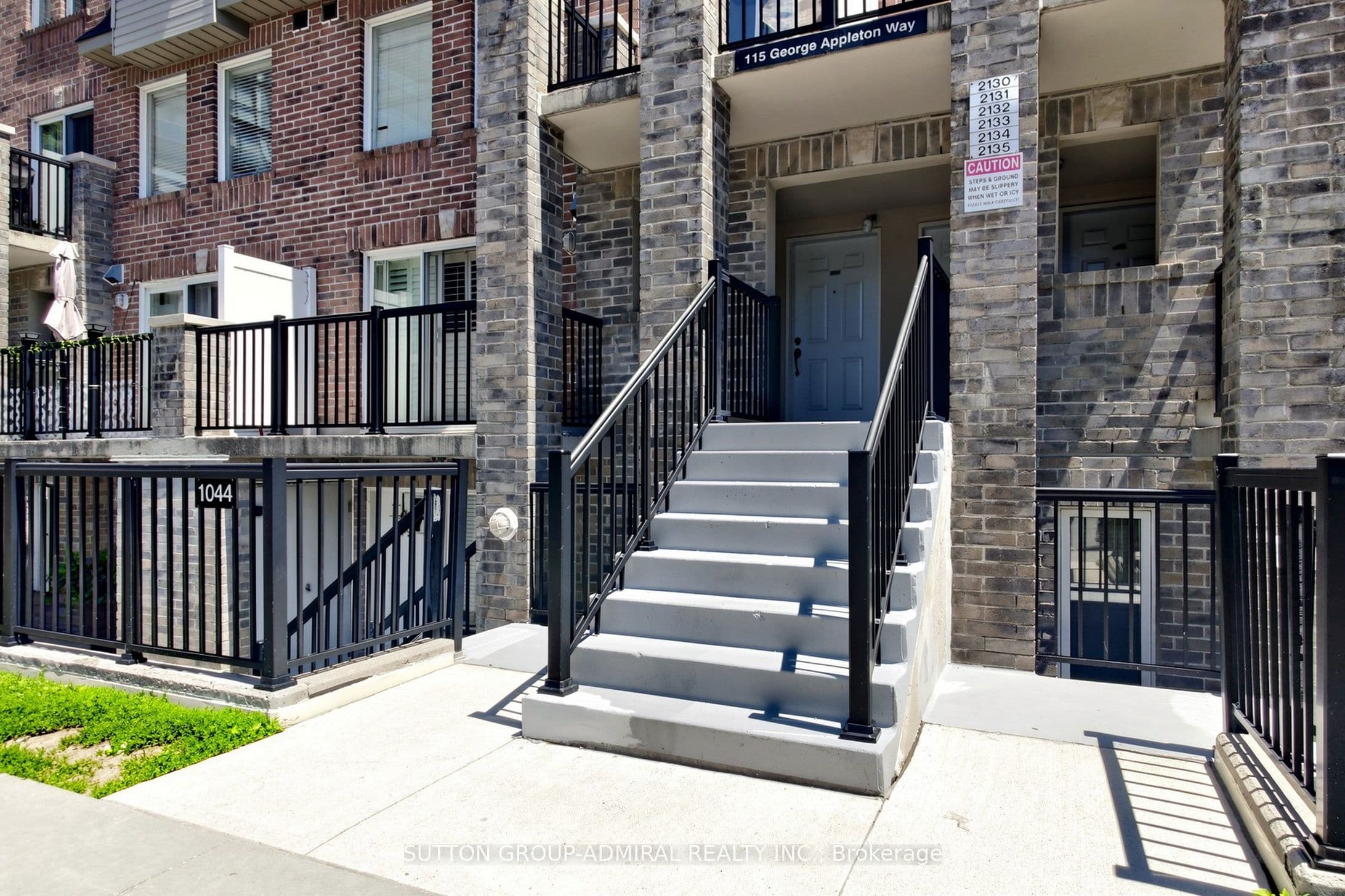 115 George Appleton Way 2131, Toronto, ON M3M 0A2