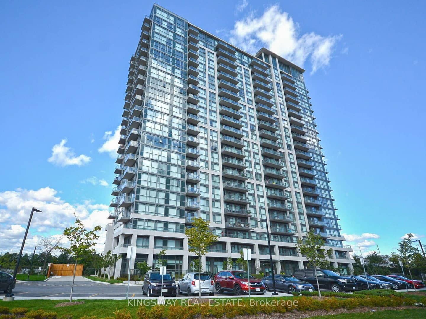 349 Rathburn Road Ph 111, Mississauga, ON L5B 0G9