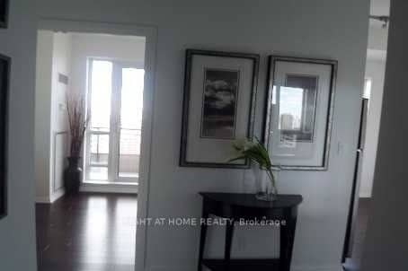 35 Hayden Street 2601, Toronto, ON M4Y 3C3