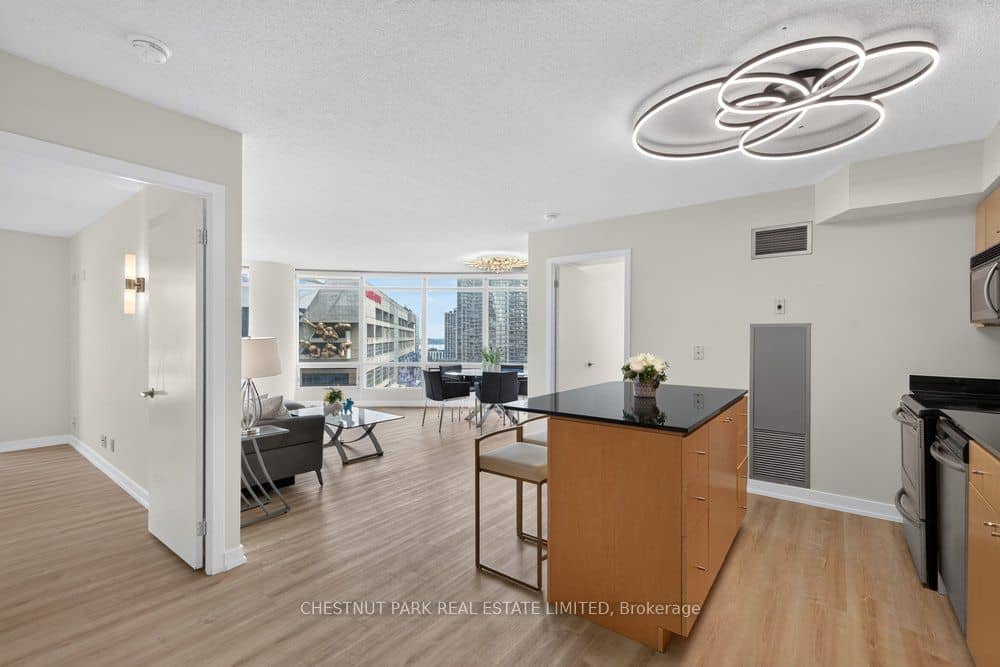 361 Front Street W 1105, Toronto, ON M5V 3R5