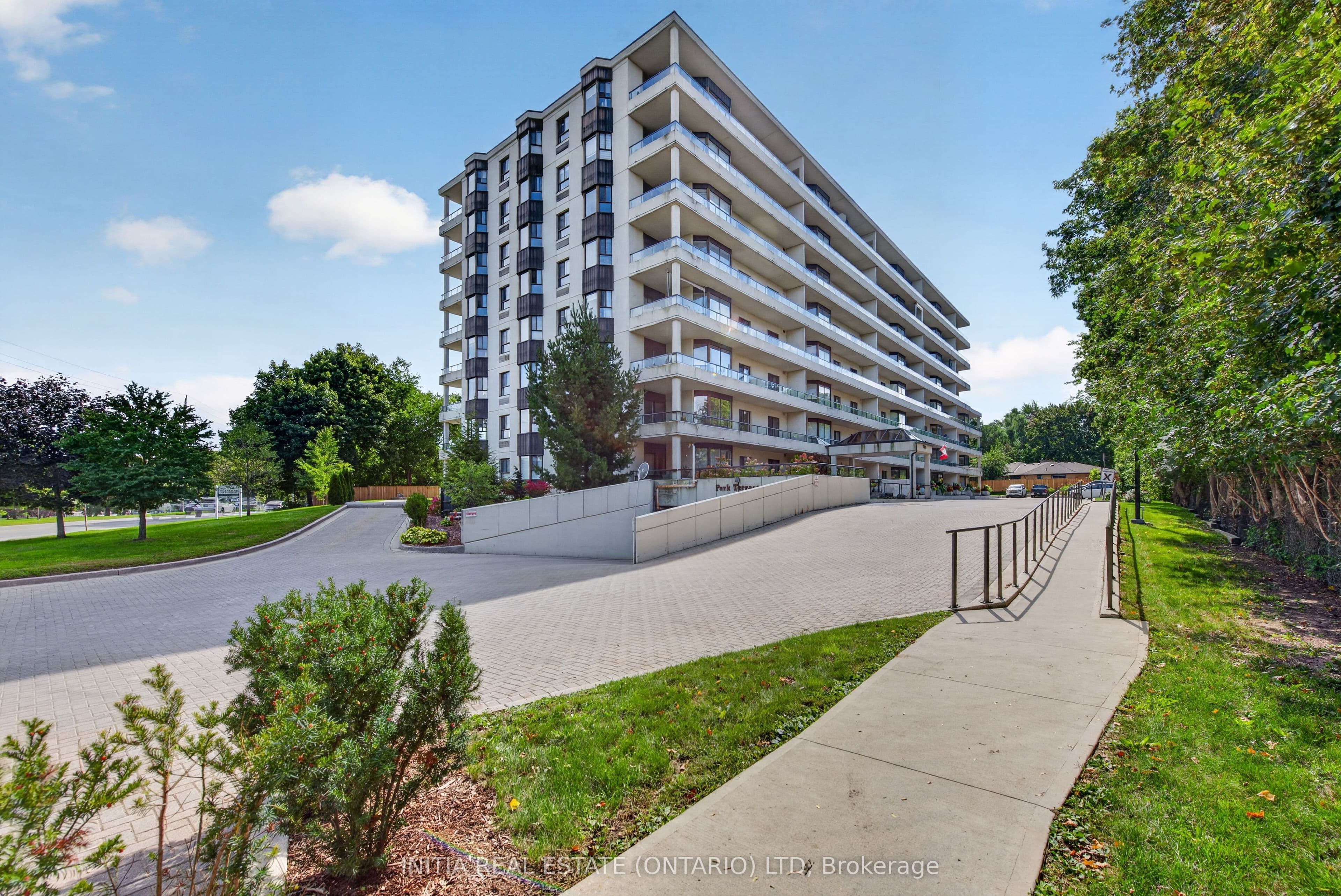 1180 Commissioners Road W 104, London South, ON N6K 4J2