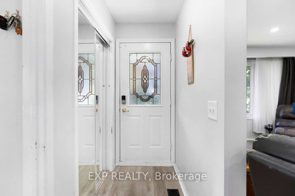 167 Sinclair Avenue, Oshawa, ON L1J 1W1