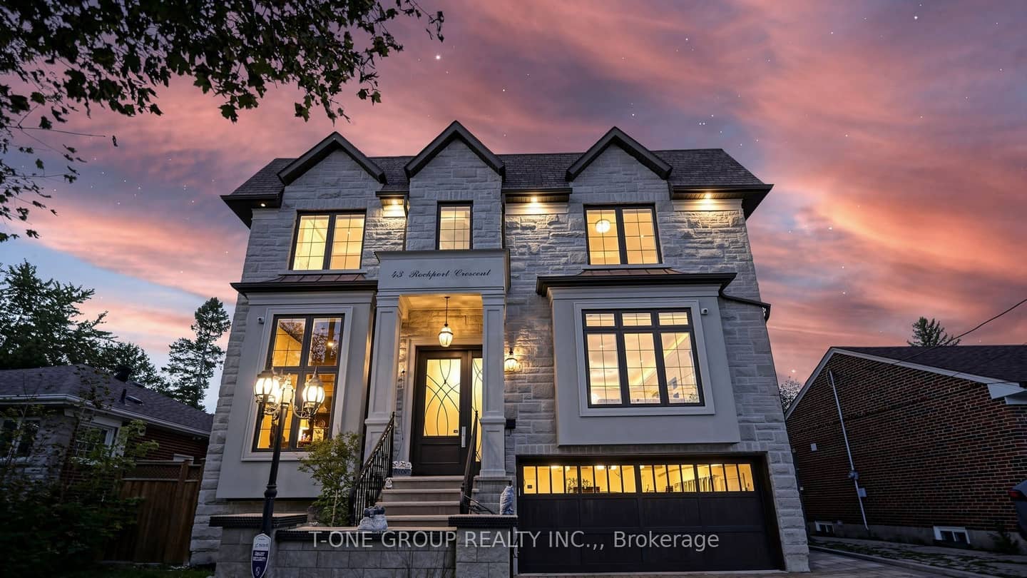 43 Rockport Crescent, Richmond Hill, ON L4C 2L7
