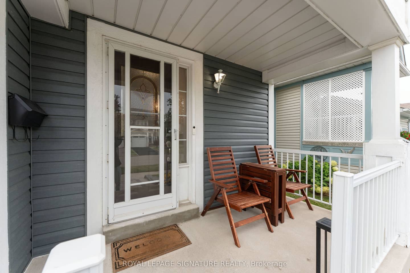 16 Beacham Crescent, Clarington, ON L1B 1N2