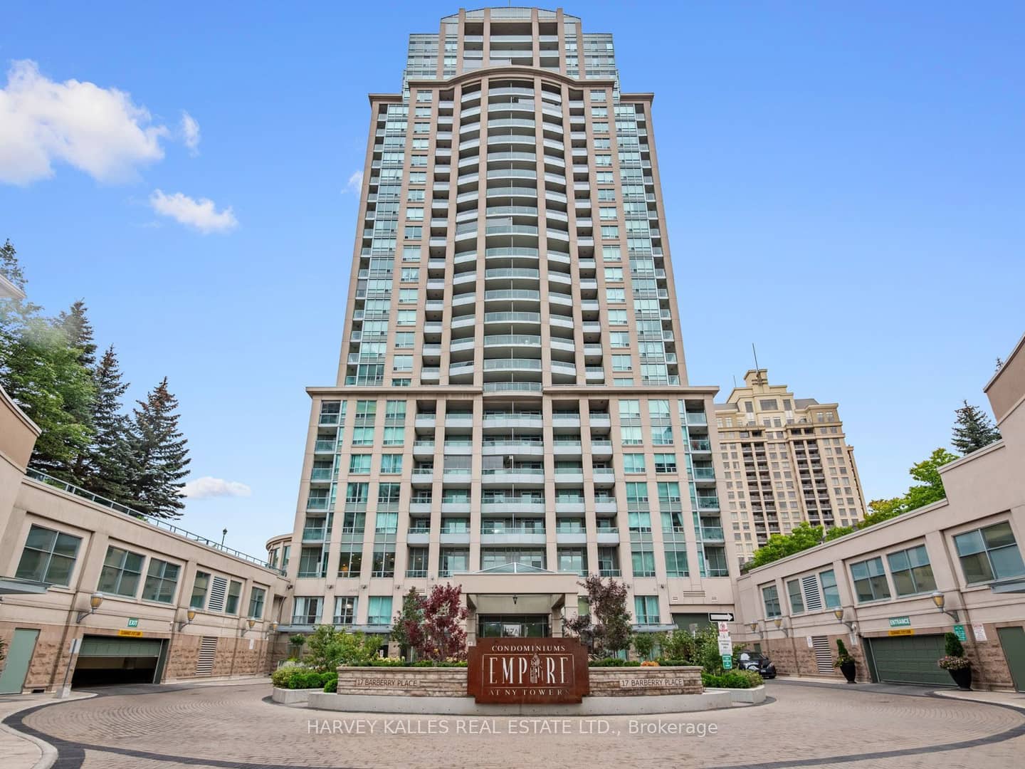 17 Barberry Place 1814, Toronto, ON M2K 3E2