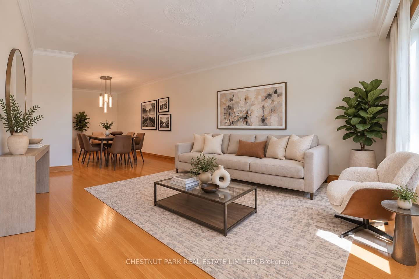 28 Charrington Crescent, Toronto, ON M3L 2C4