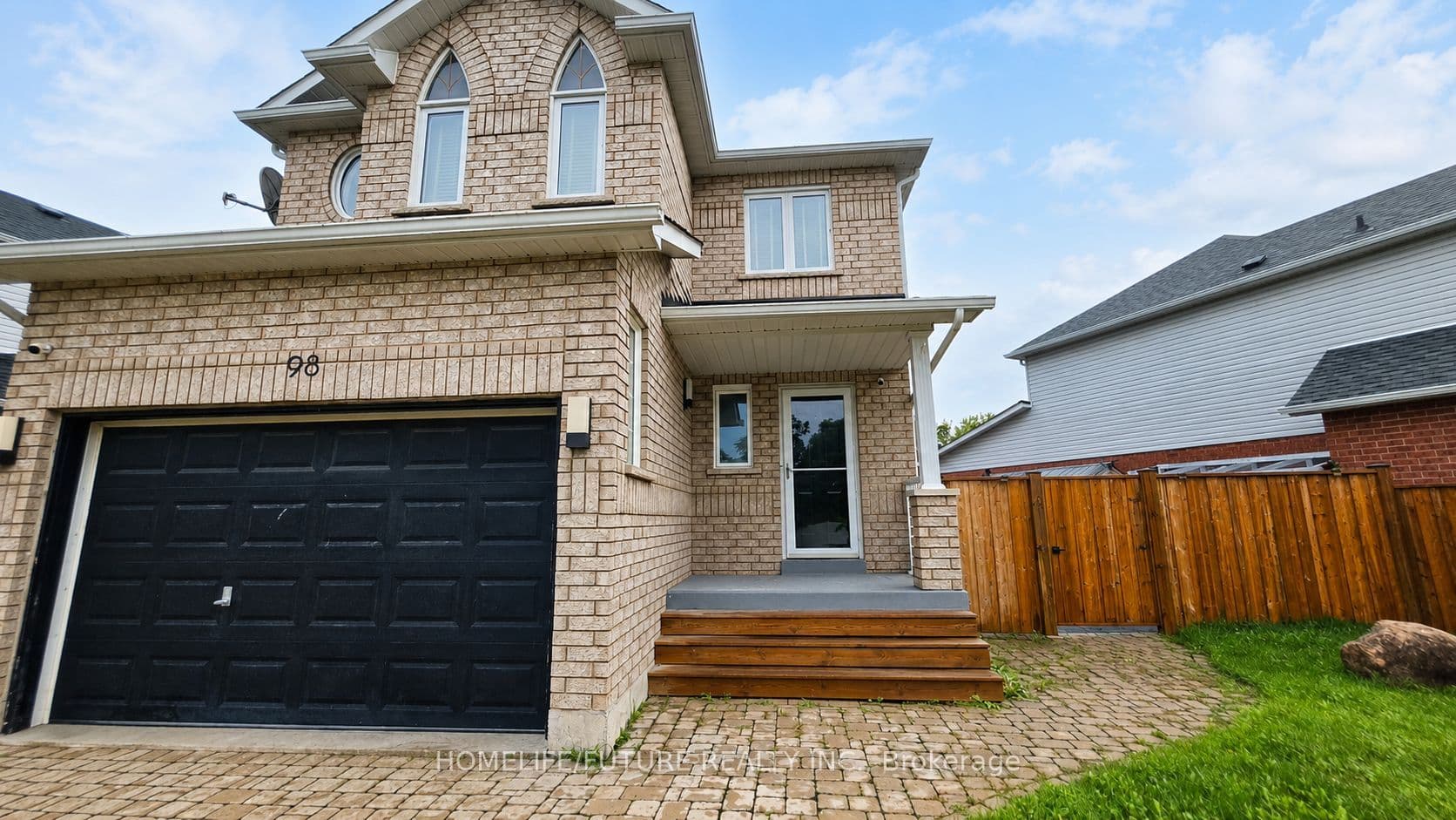 98 Guildwood Drive, Clarington, ON L1C 5C8