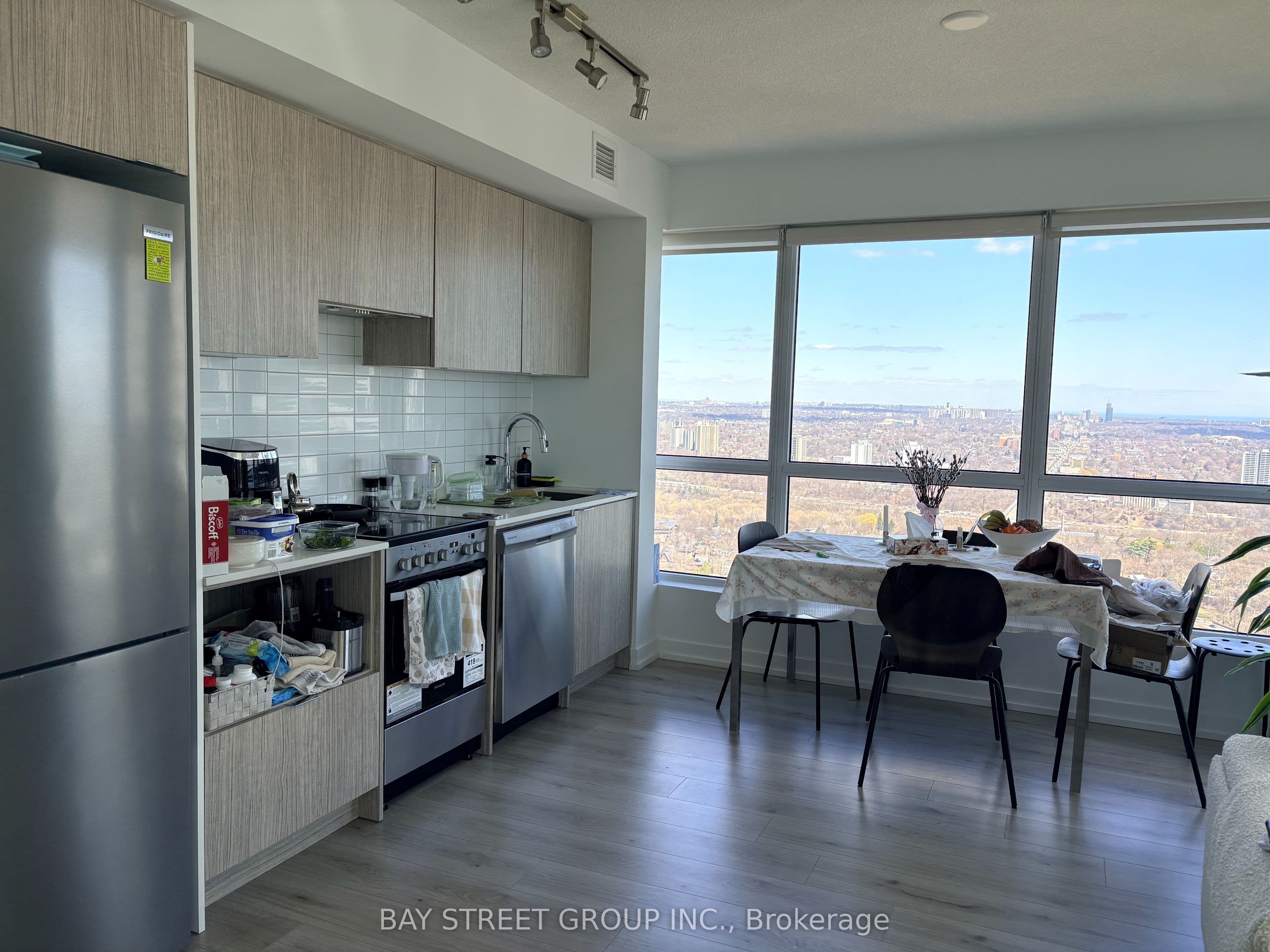 395 Bloor Street E 4010, Toronto, ON M4W 1H7