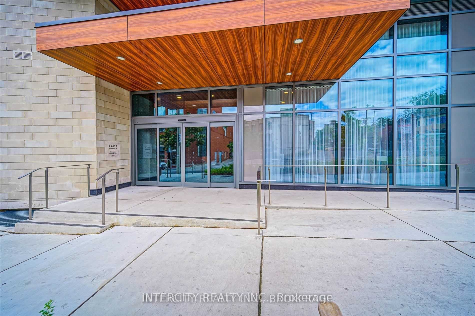 181 Bedford Road 201, Toronto, ON M5R 0C2