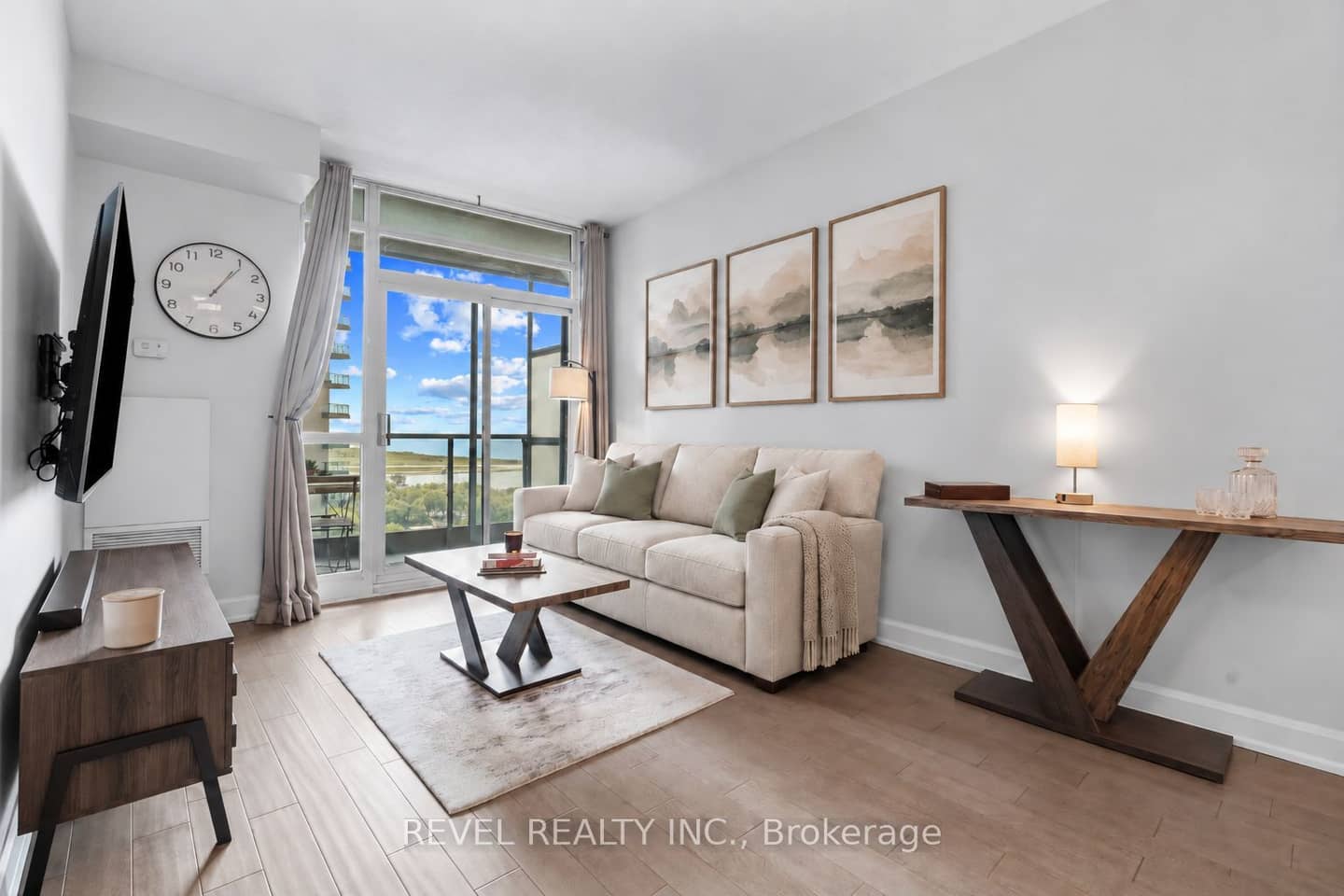 231 Fort York Boulevard 2001, Toronto, ON M5V 1B2